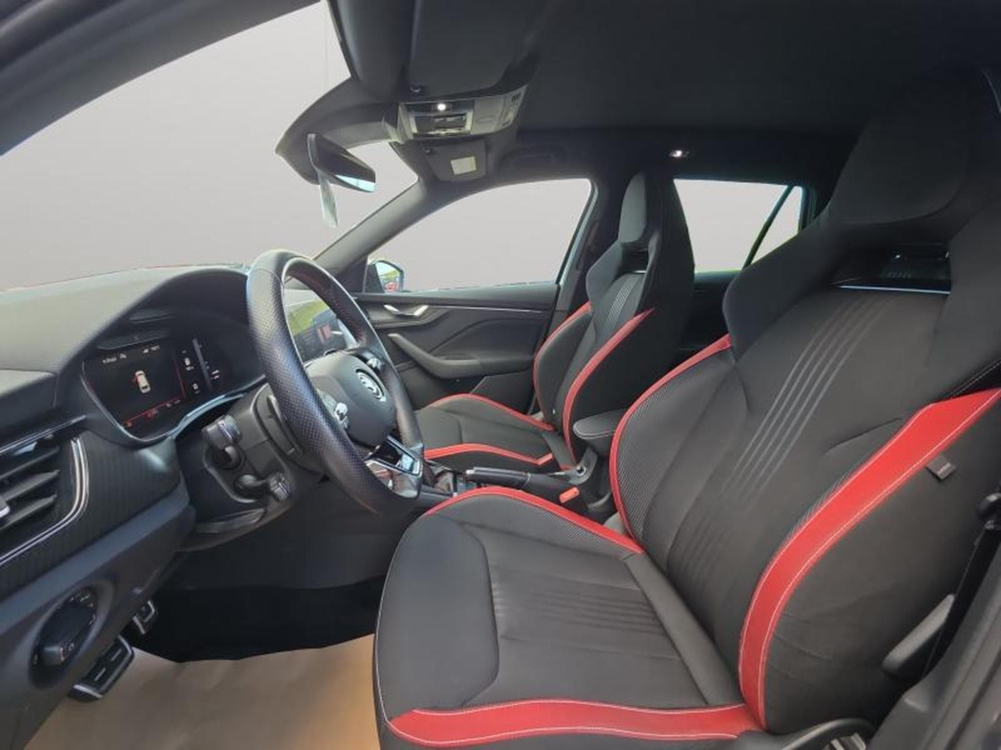 Skoda Kamiq Monte Carlo DSG / Essence (2022) - Photo 12