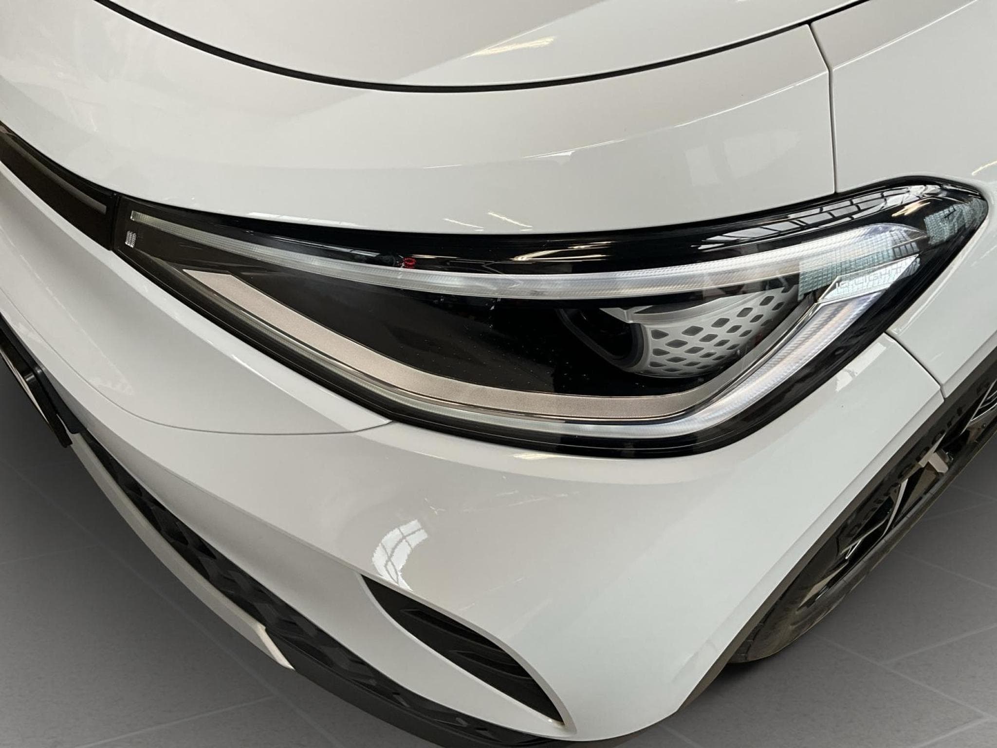 VW ID.4 77kWh+Pro-Perf.+4M+P.Design+P.Conf.+P.Ass+AHK (2023) - Photo 10