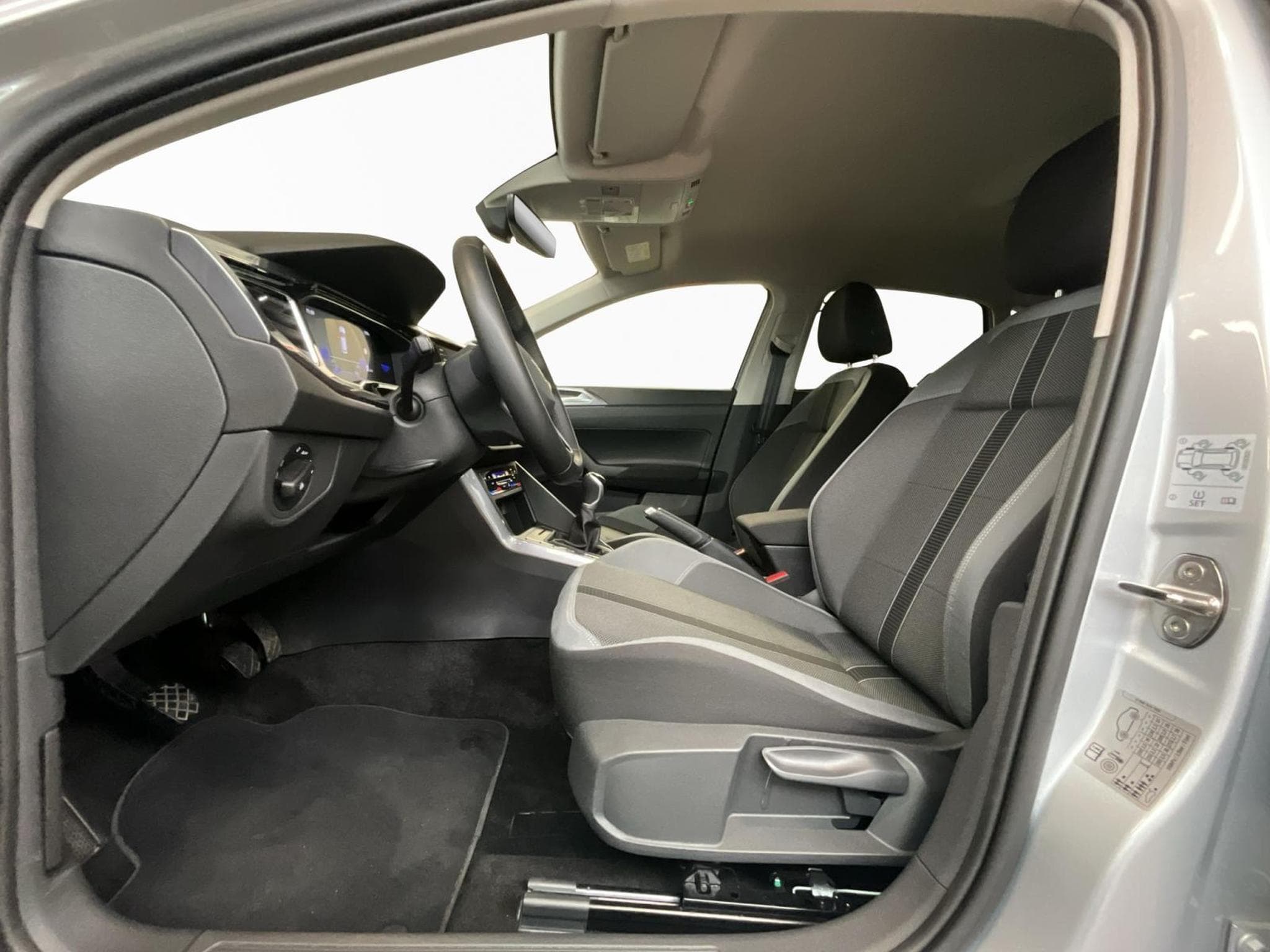 VW Polo Style+BVM+Park&Com.+IQ-Drive+LED (2025) - Photo 11