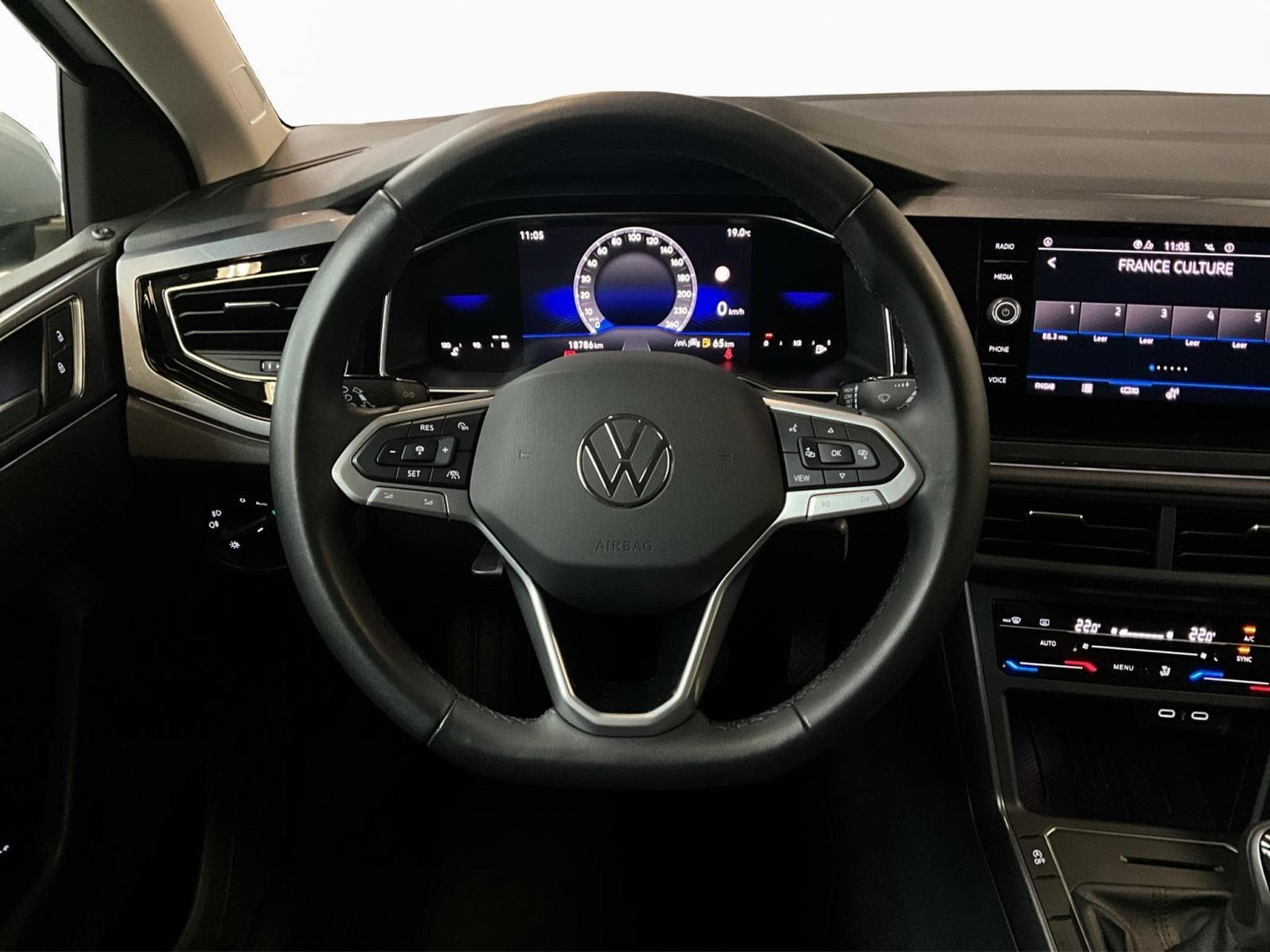 VW Polo Style+BVM+Park&Com.+IQ-Drive+LED (2025) - Photo 12