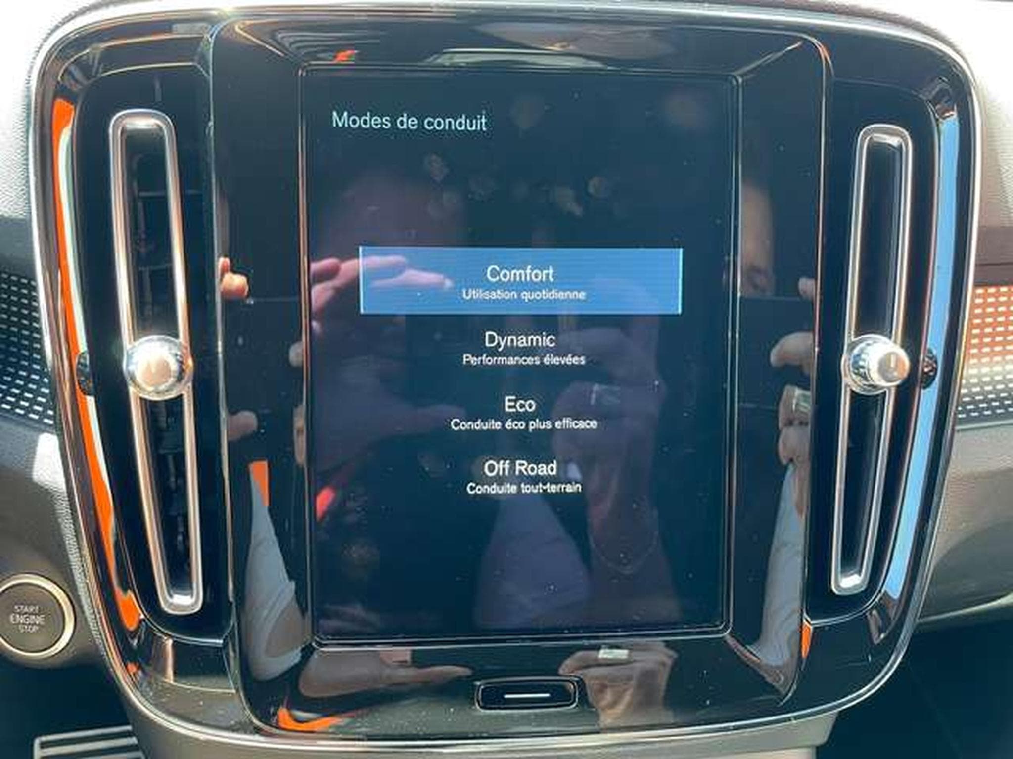 Volvo XC40 T3 Momentum JUSQU'A 35 MOIS DE GARANTIE (2021) - Foto 20