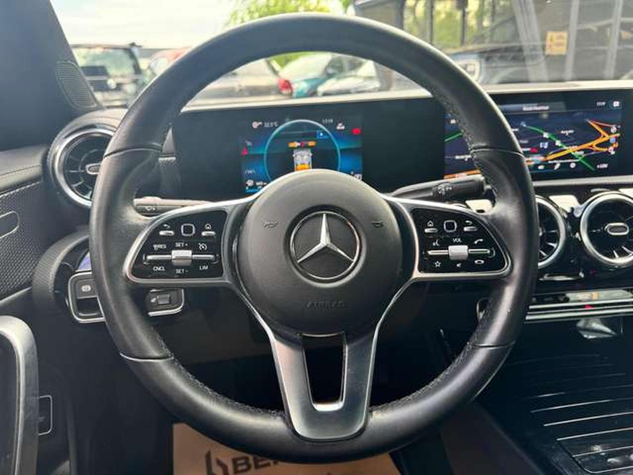 Mercedes CLA 180 Progressive Line jusqu'à 48 mois de garantie (2023) - Photo 13