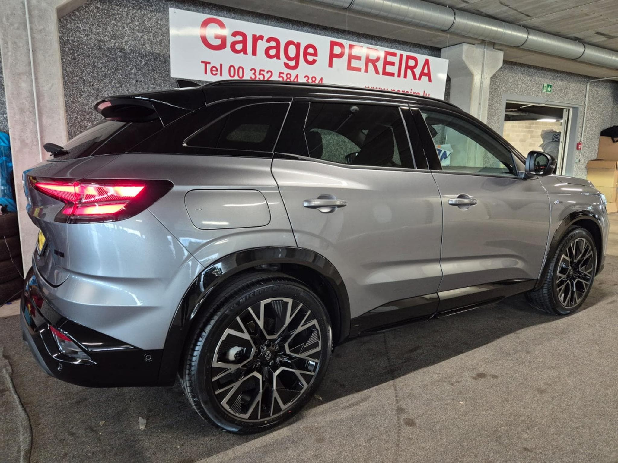 Renault Austral HYBRID E-TECH ESPRIT ALPINE FULL PANO NAVI (2026) - Foto 4
