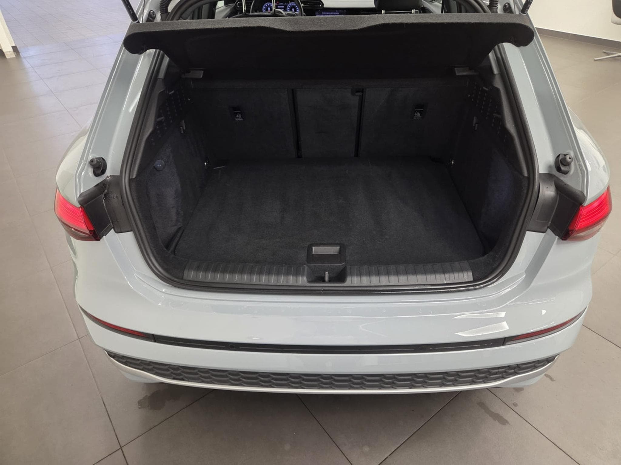 Audi A3 Sportback Advanced 30 TFSI 116 CH / 85 kW S tronic (2025) - Photo 8