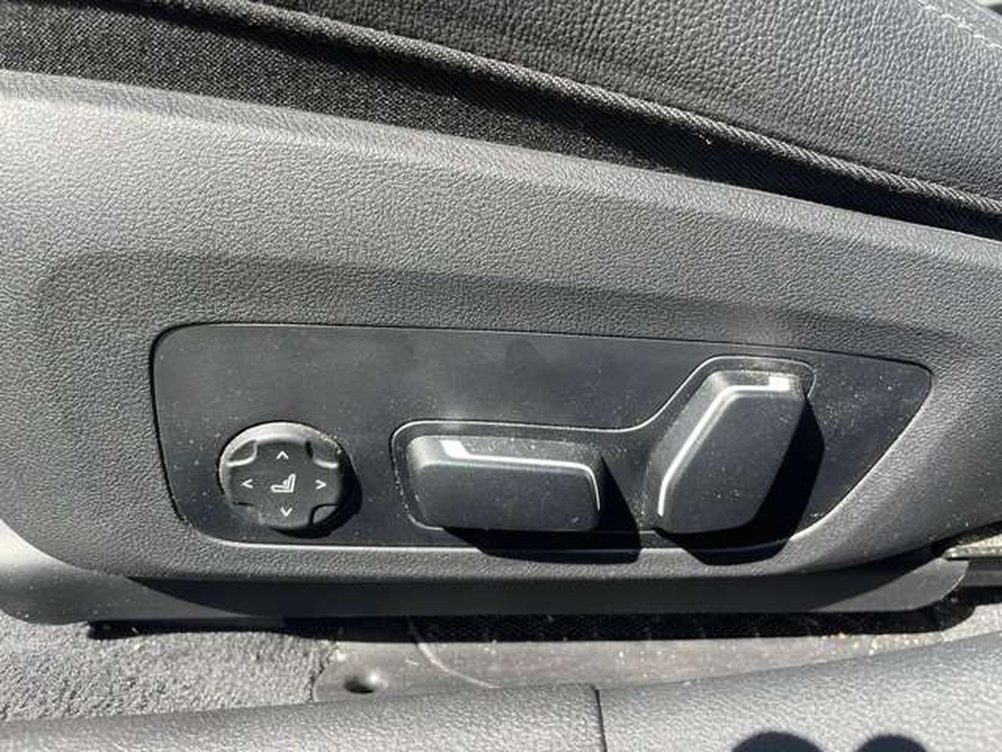 BMW 330 330d Touring Aut. M Sport GARANTIE JUSQU'A 36 MOIS (2024) - Photo 13