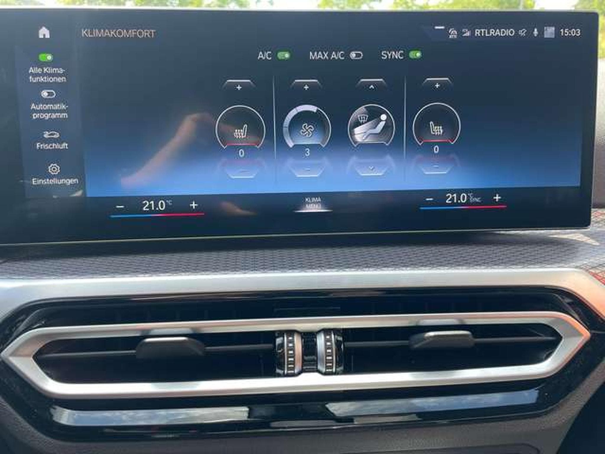 BMW 330 330d Touring Aut. M Sport GARANTIE JUSQU'A 36 MOIS (2024) - Photo 24