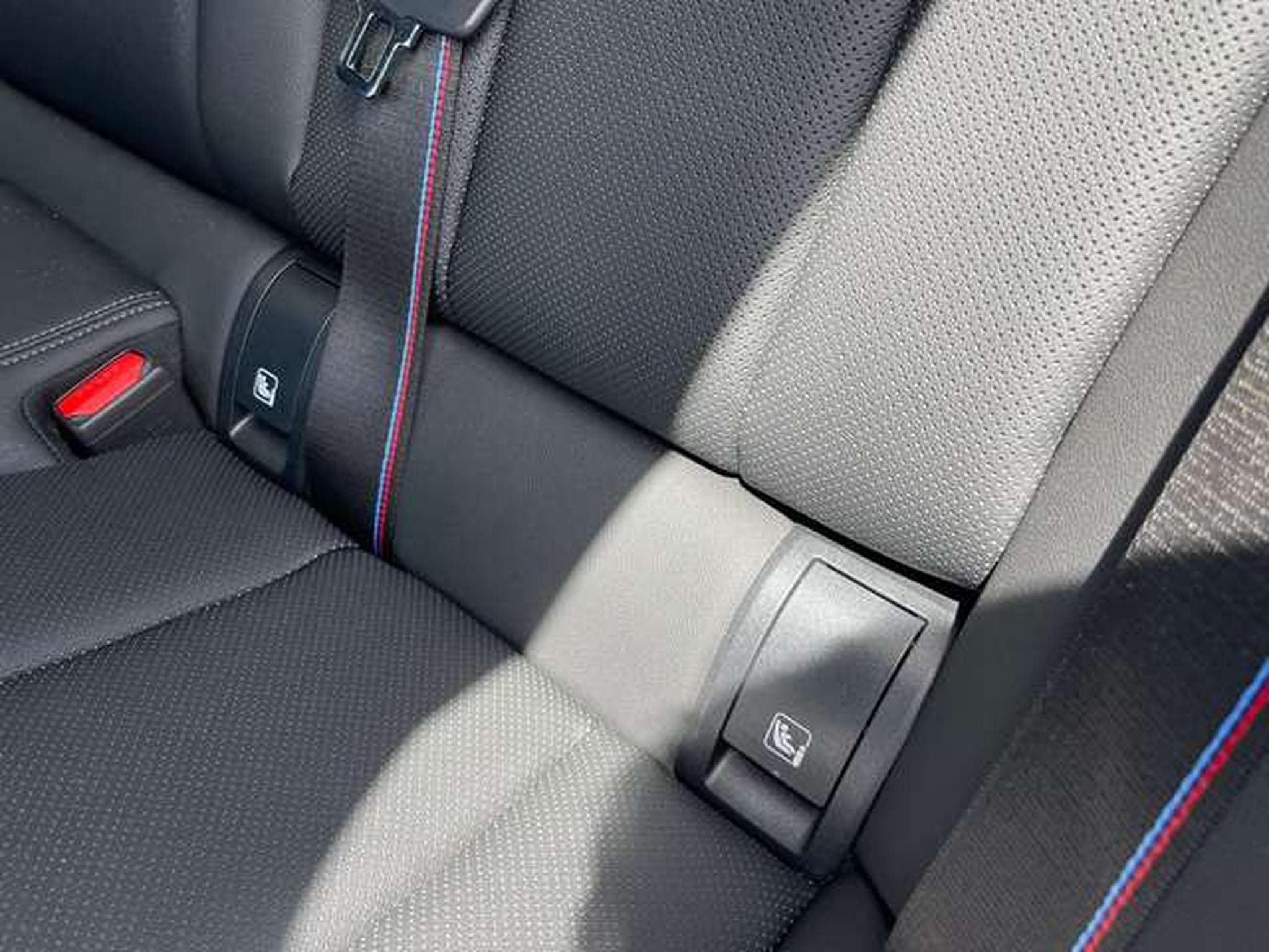 BMW 330 330d Touring Aut. M Sport GARANTIE JUSQU'A 36 MOIS (2024) - Photo 32