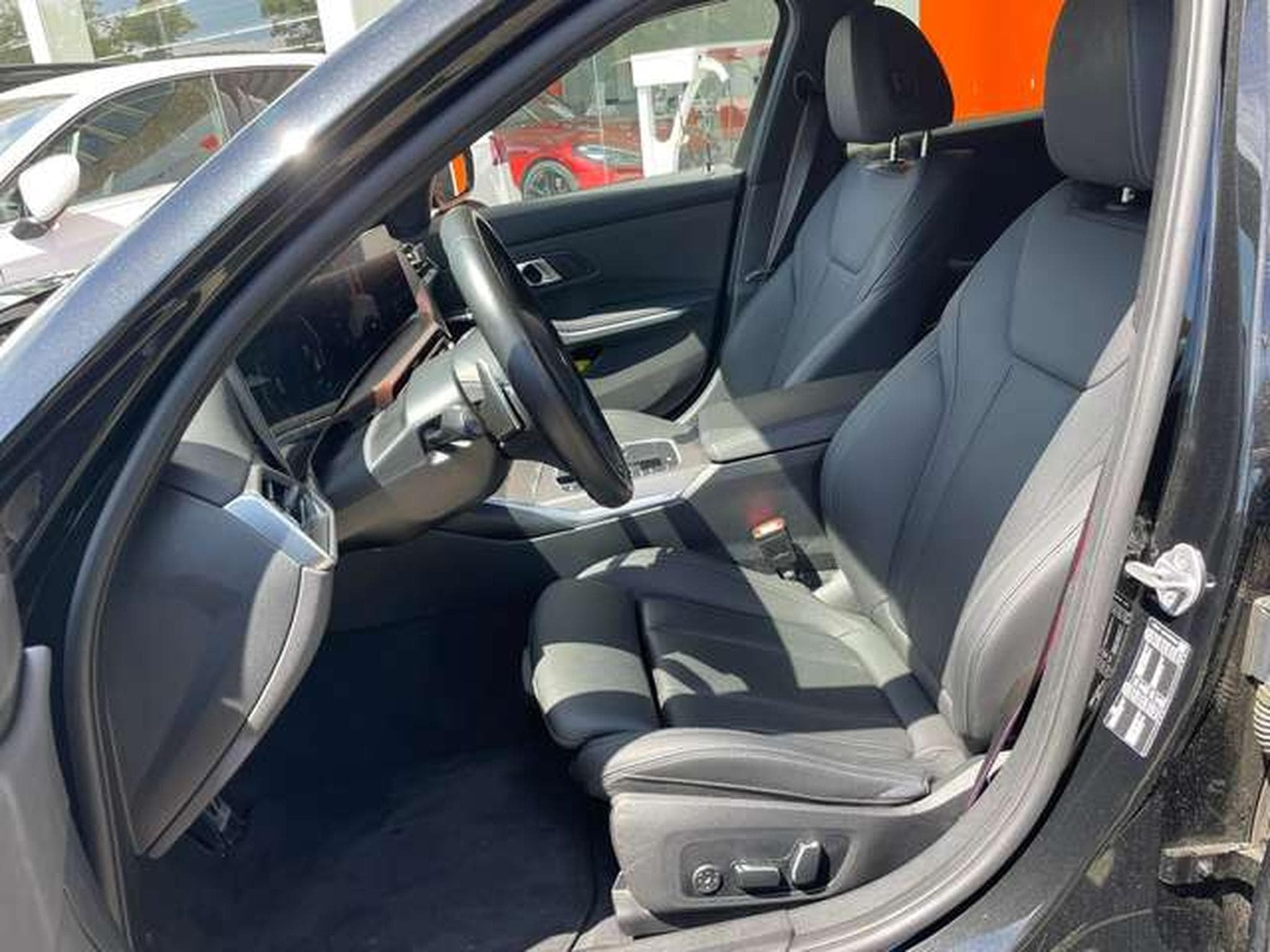 BMW 330 330d Touring Aut. M Sport GARANTIE JUSQU'A 36 MOIS (2024) - Photo 9