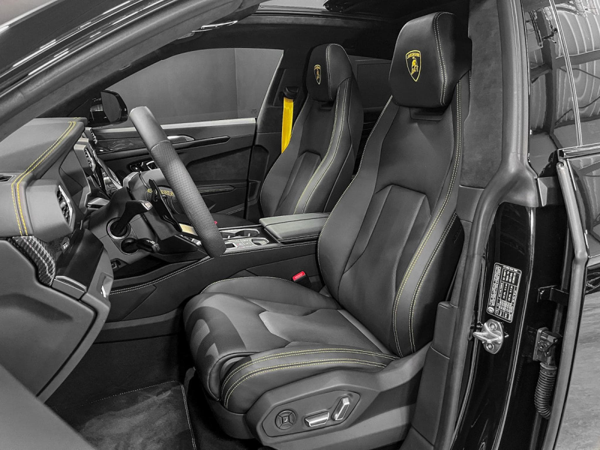 Lamborghini Urus URUS S /AKRAPOVIC/B&O 3d/23//PANO/XPEL/MY24 (2024) - Foto 7