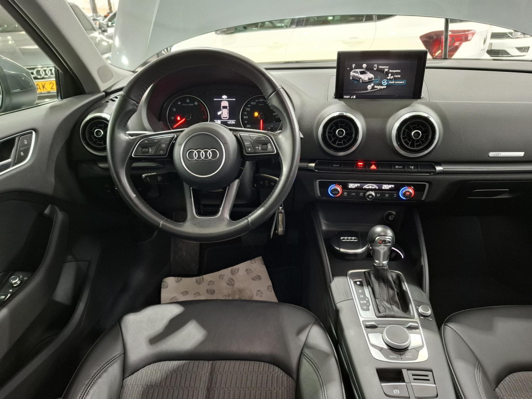 Audi A3 30 TFSI 116 SPORTBACK S-TRONIC DESIGN, CUIR, NAVI, XENON, LE (2017) - Foto 10