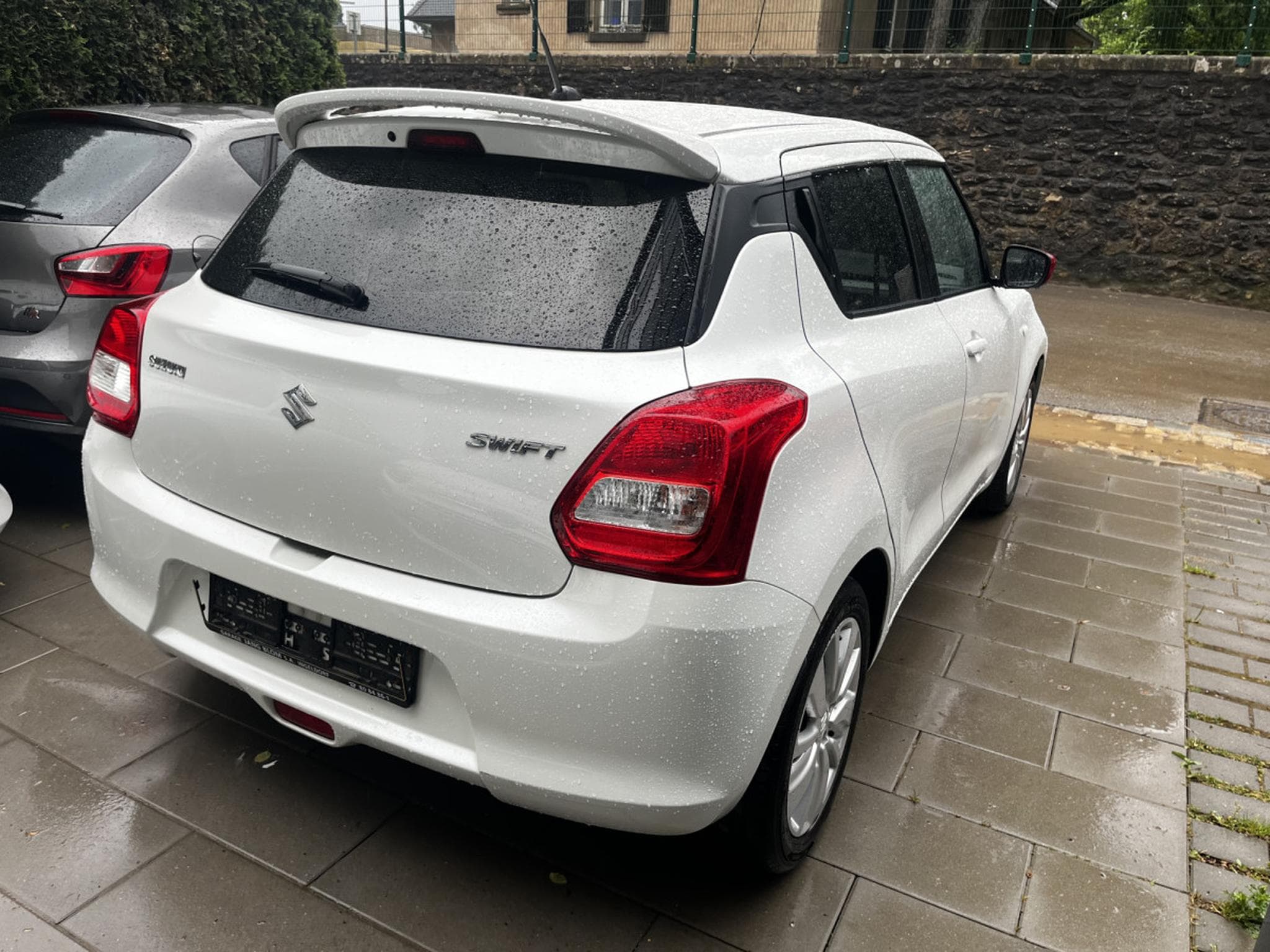 Suzuki Swift 1.0 essence (2018) - Photo 5