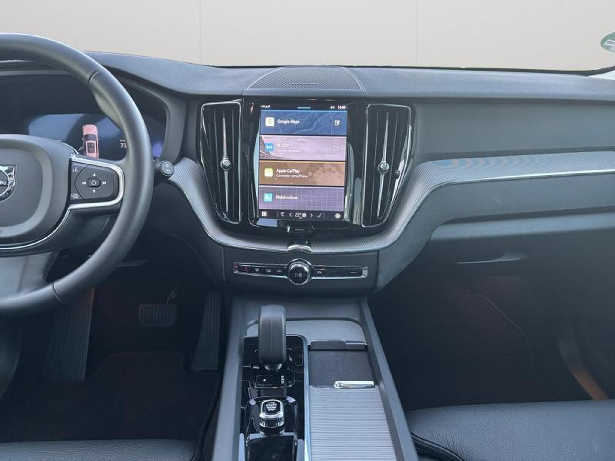 Volvo XC60 T6 Core / Hybride (2025) - Foto 10
