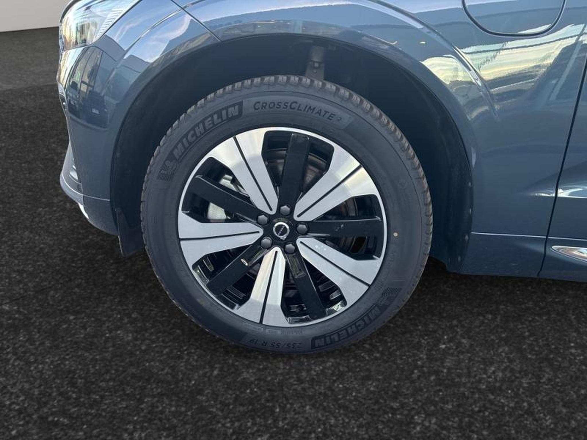 Volvo XC60 T6 Core / Hybride (2025) - Foto 13