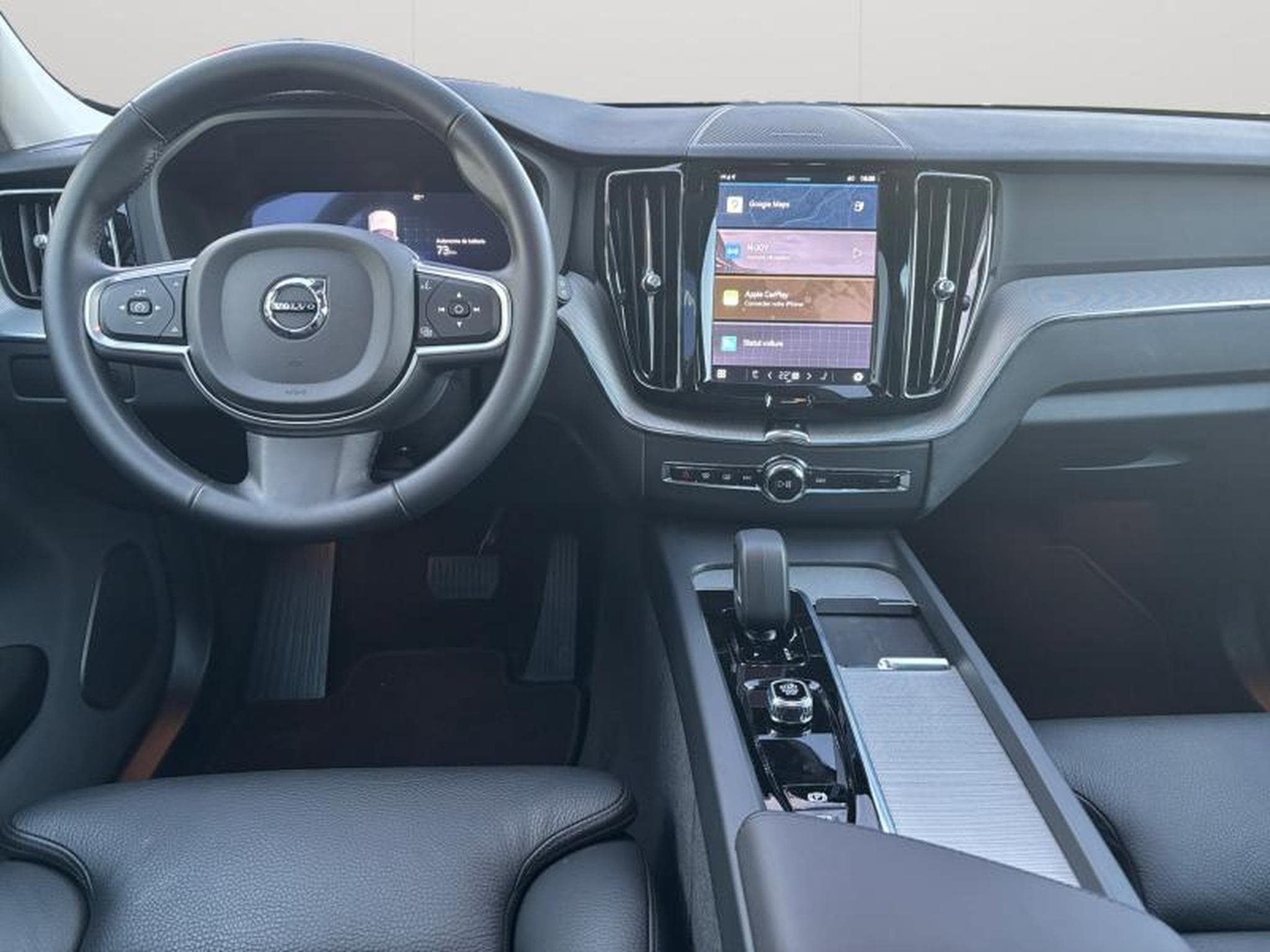 Volvo XC60 T6 Core / Hybride (2025) - Foto 3