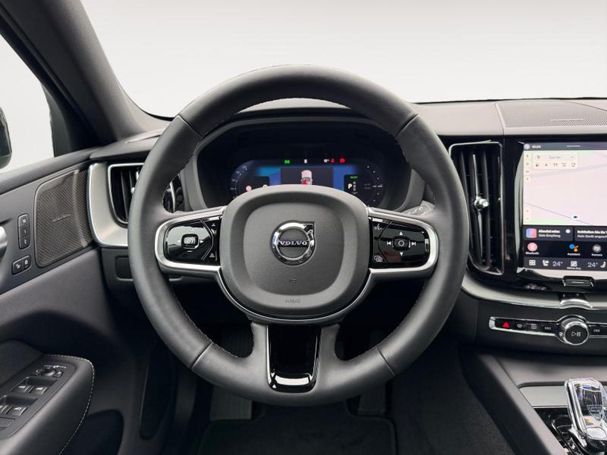 Volvo XC60 T6 Plus Dark / Hybride KIT HIVER INCLUS (2025) - Foto 12