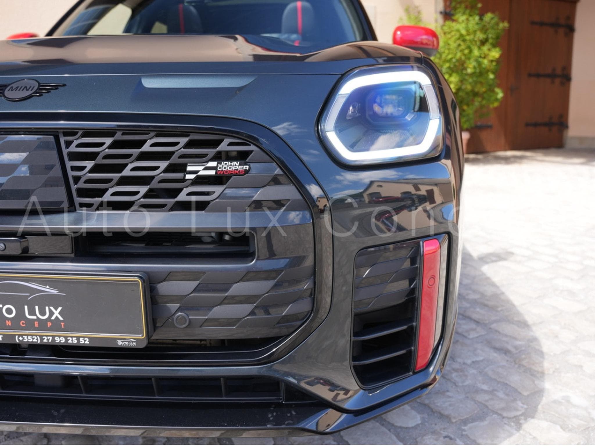 Mini Countryman John Cooper Works ALL4 (2024) - Photo 9