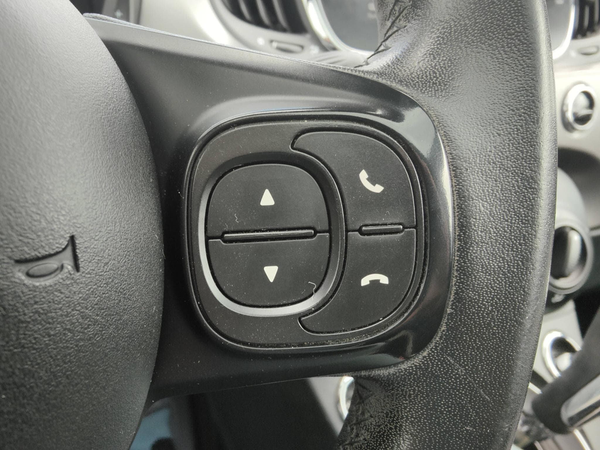 Fiat 500 1.2I GPS CLIM TOIT PANO CRUISE BLUETOOTH (2017) - Foto 16