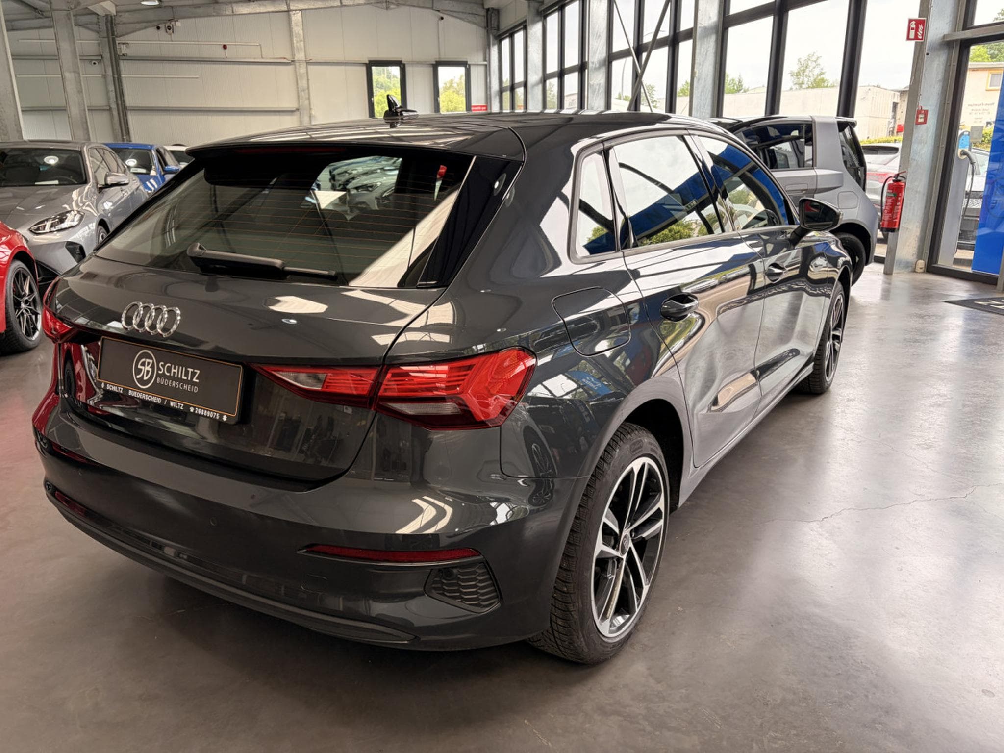 Audi A3 2.0 TDi 116HP (2023) - Photo 3