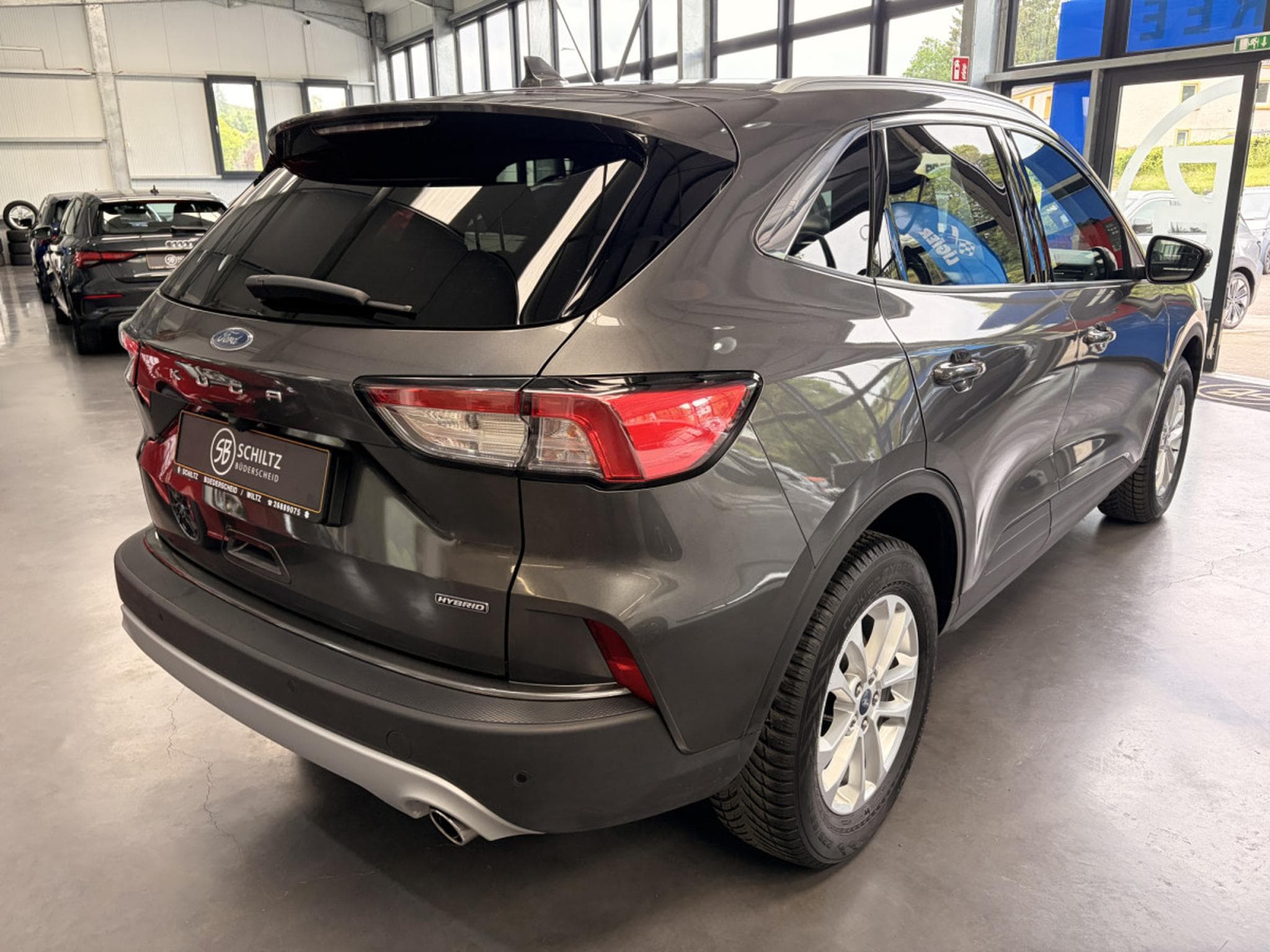 Ford Kuga 2.5 Titanium Hybrid (2022) - Photo 3