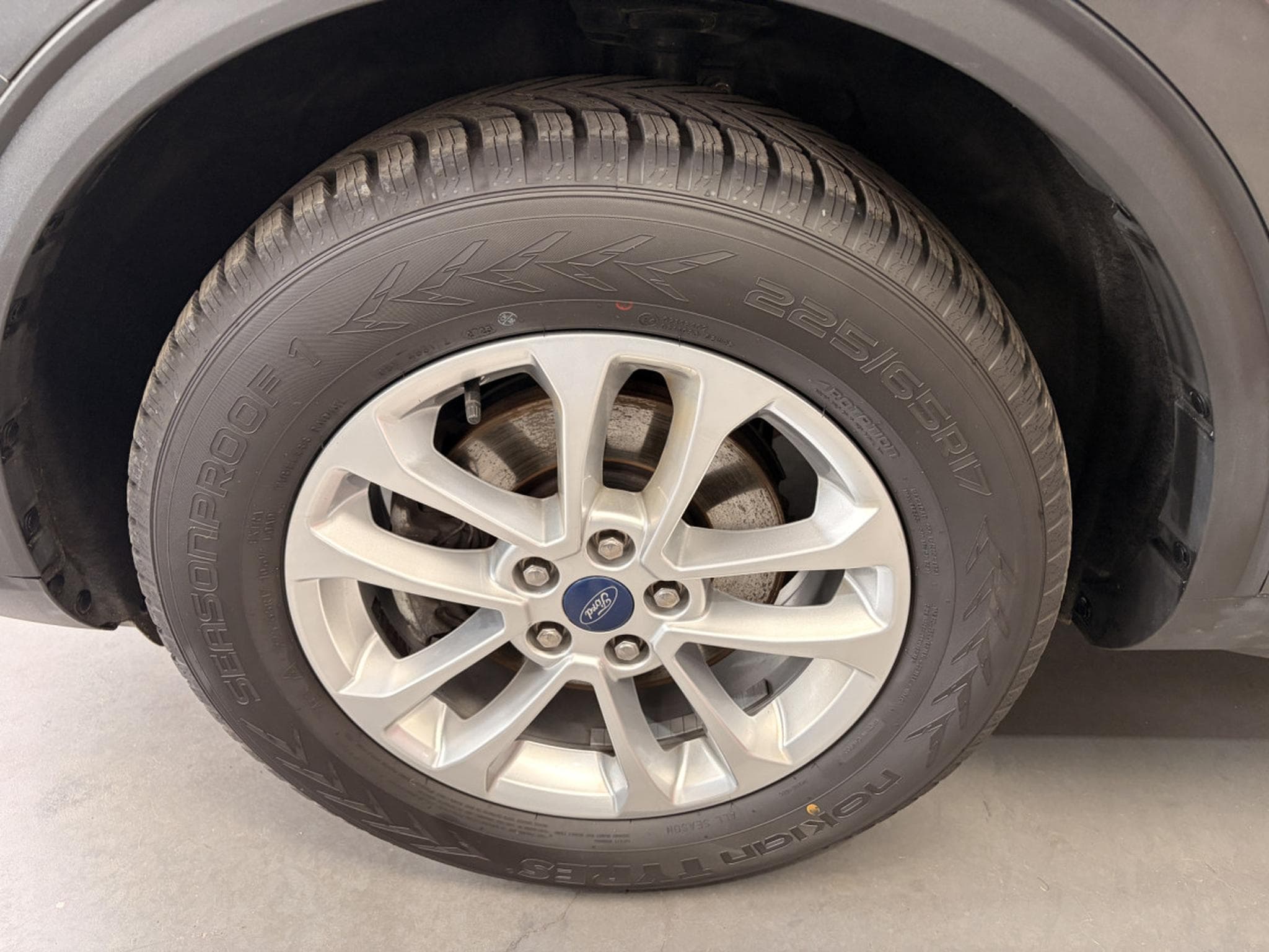 Ford Kuga 2.5 Titanium Hybrid (2022) - Photo 8