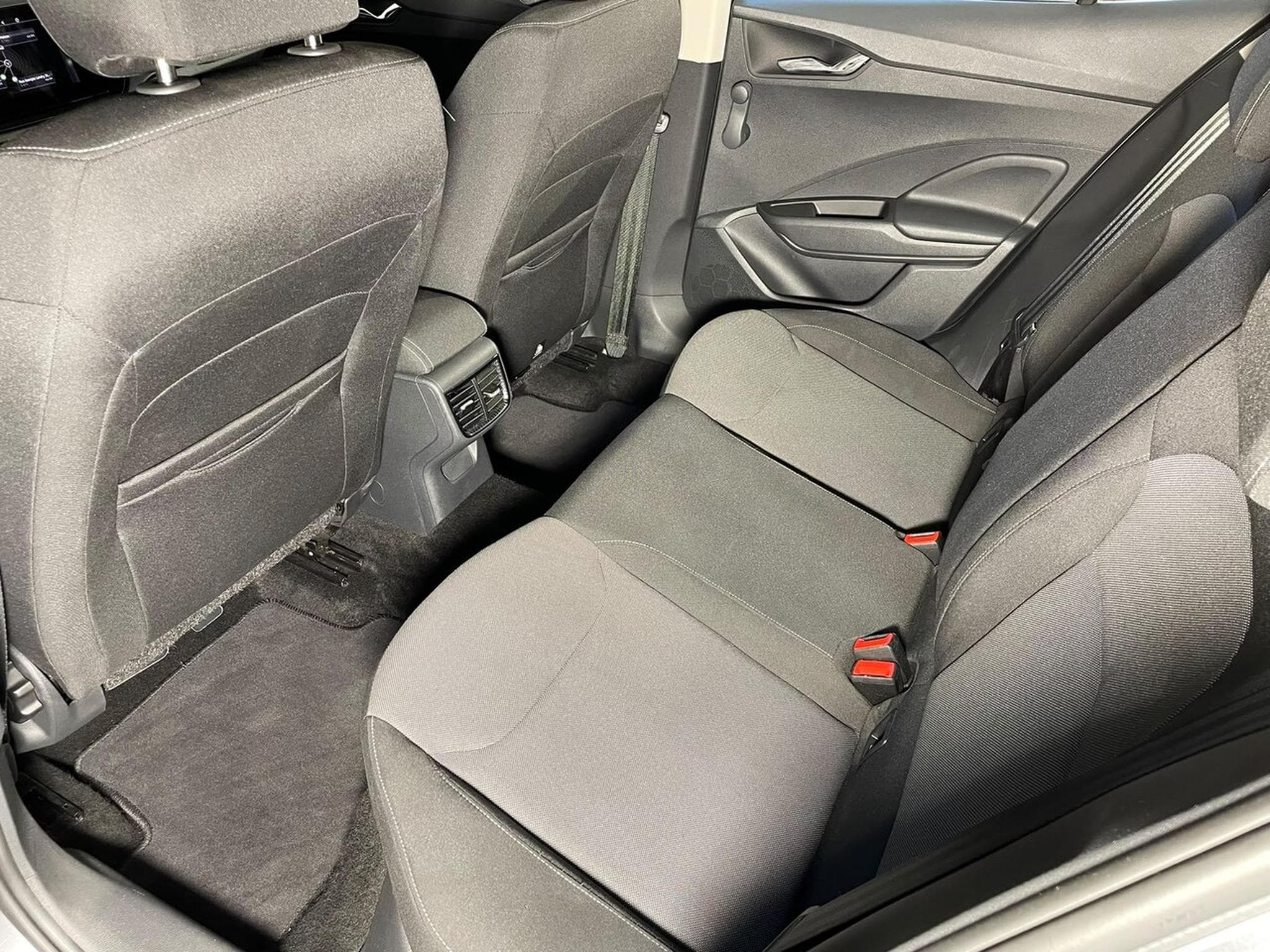 Skoda Fabia 1.0 TSI 95 AMBITION GPS CARPLAY (2022) - Photo 12