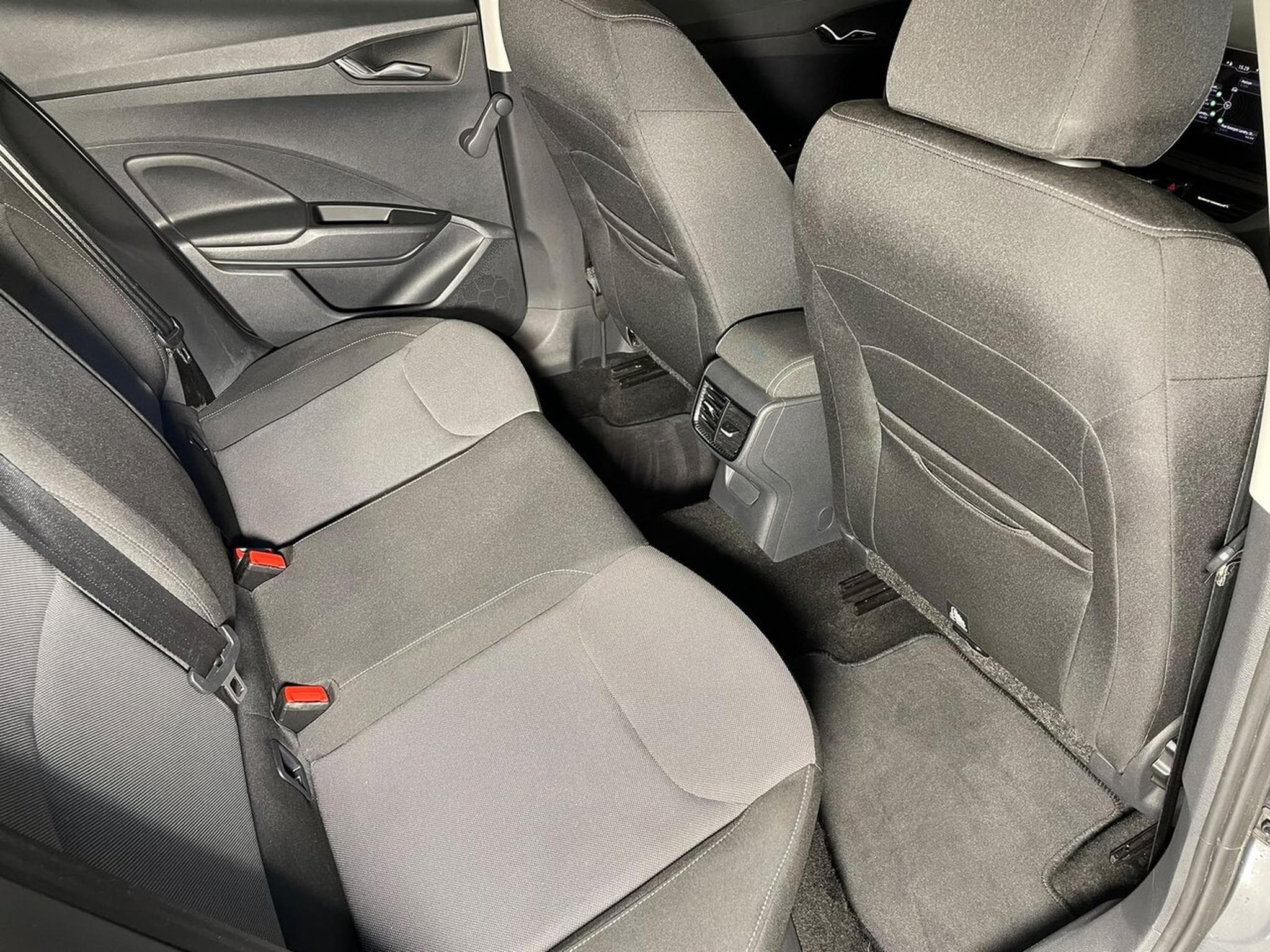 Skoda Fabia 1.0 TSI 95 AMBITION GPS CARPLAY (2022) - Photo 13