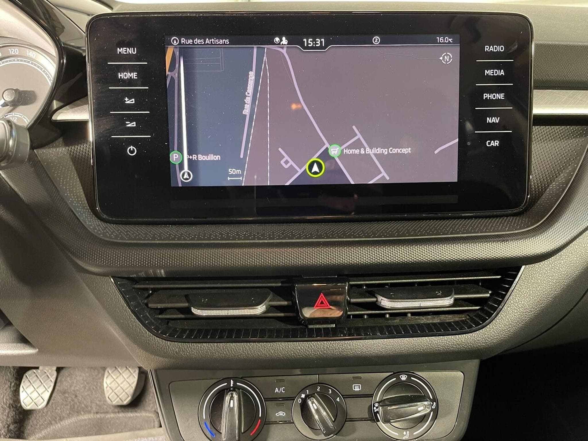 Skoda Fabia 1.0 TSI 95 AMBITION GPS CARPLAY (2022) - Photo 4