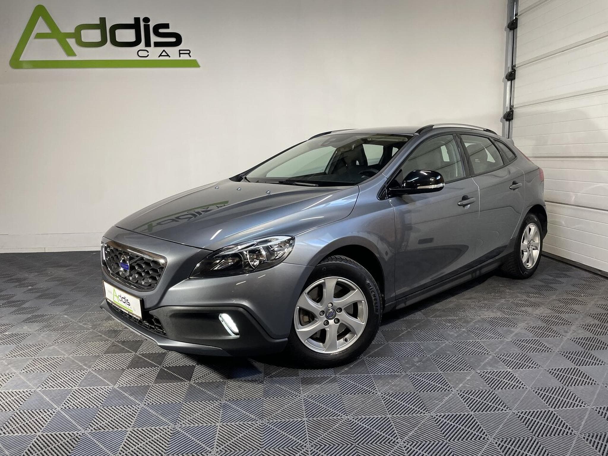 Volvo V40 2.0 D3 150 CV CROSS COUNTRY GPS BLUETOOTH (2015) - Foto 1
