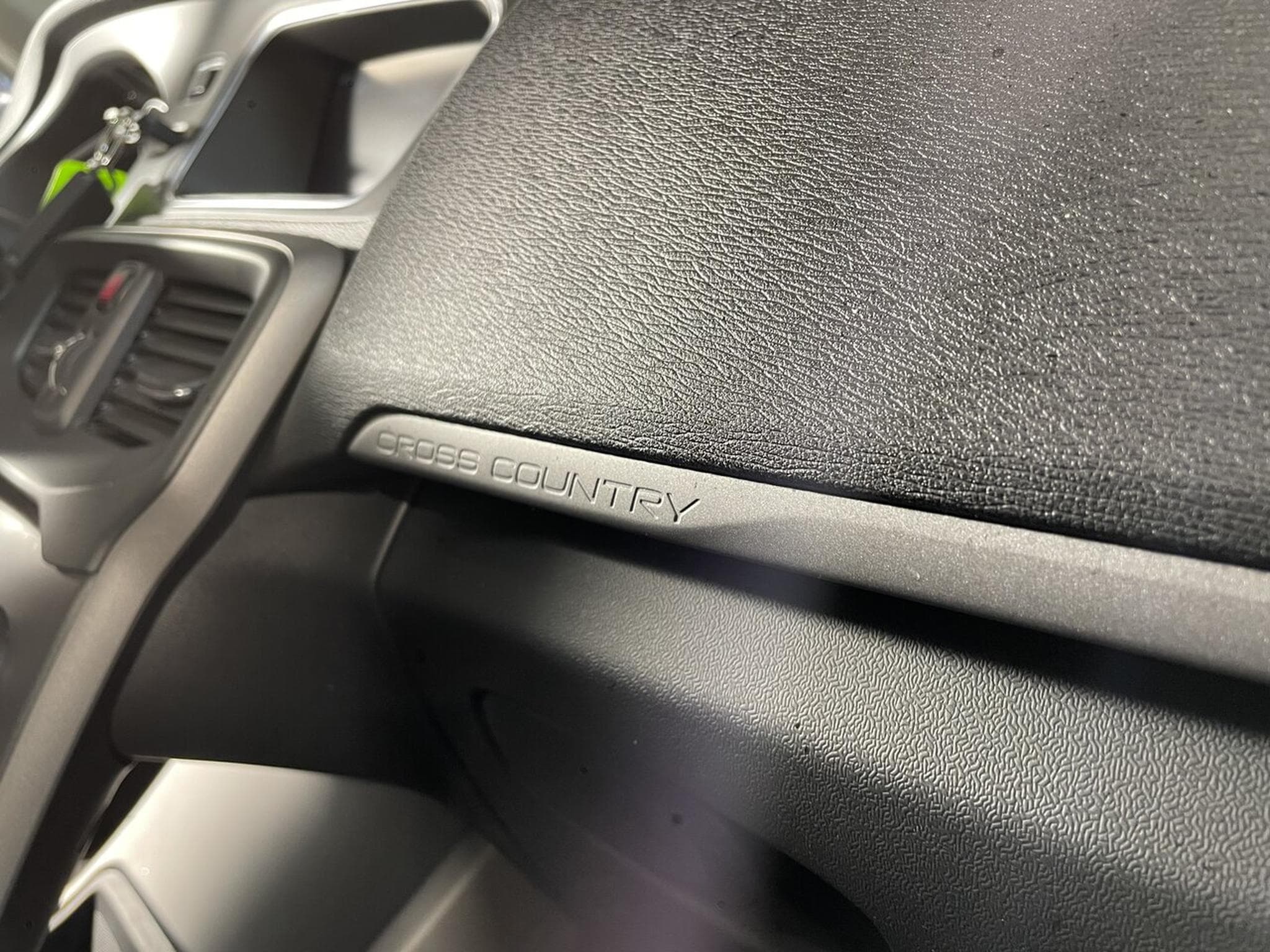 Volvo V40 2.0 D3 150 CV CROSS COUNTRY GPS BLUETOOTH (2015) - Foto 5