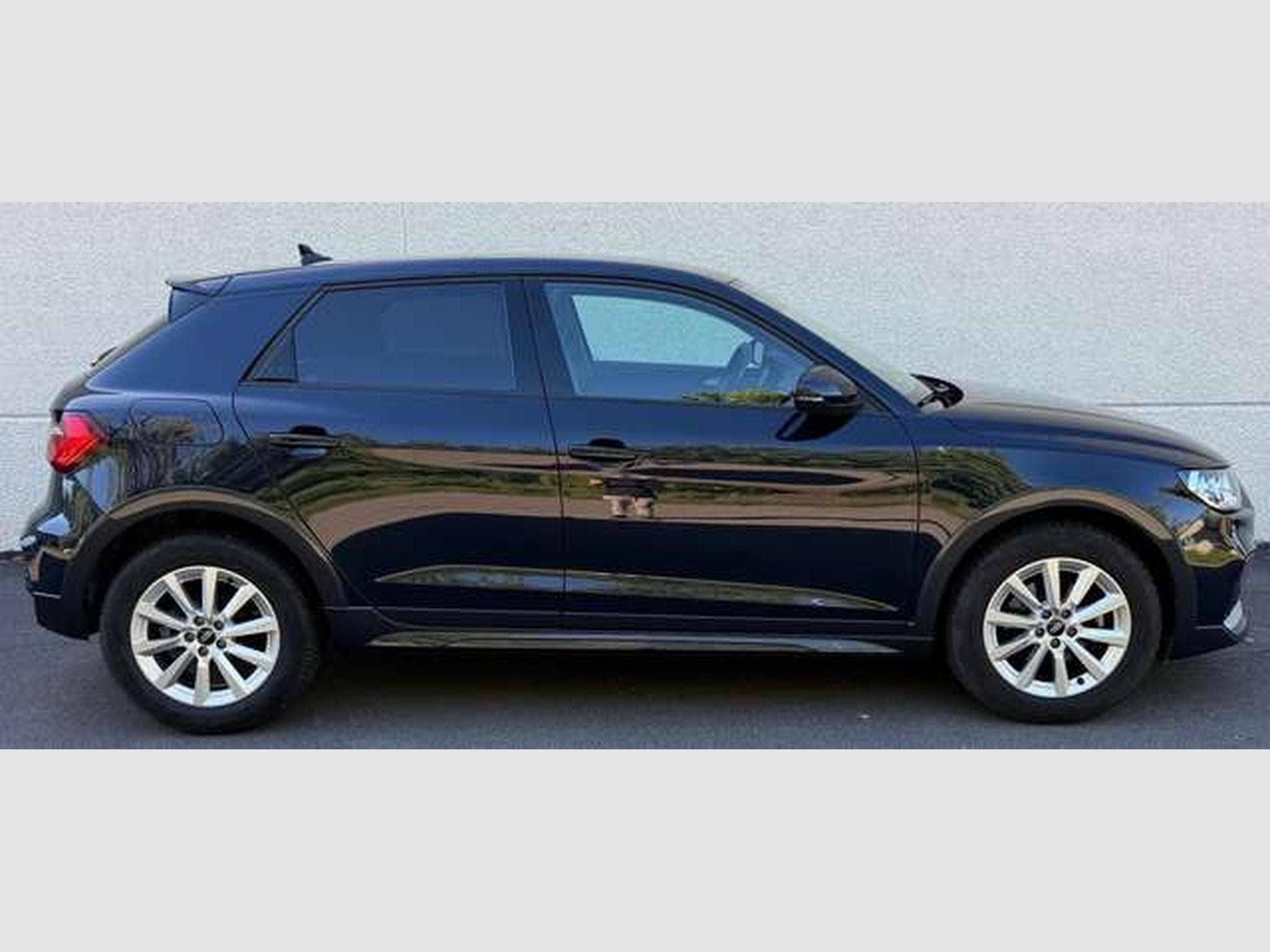 Audi A1 A1 Citycarver 30 TFSI S tronic/Garantie 12 Mois✅✅✅ (2020) - Photo 4
