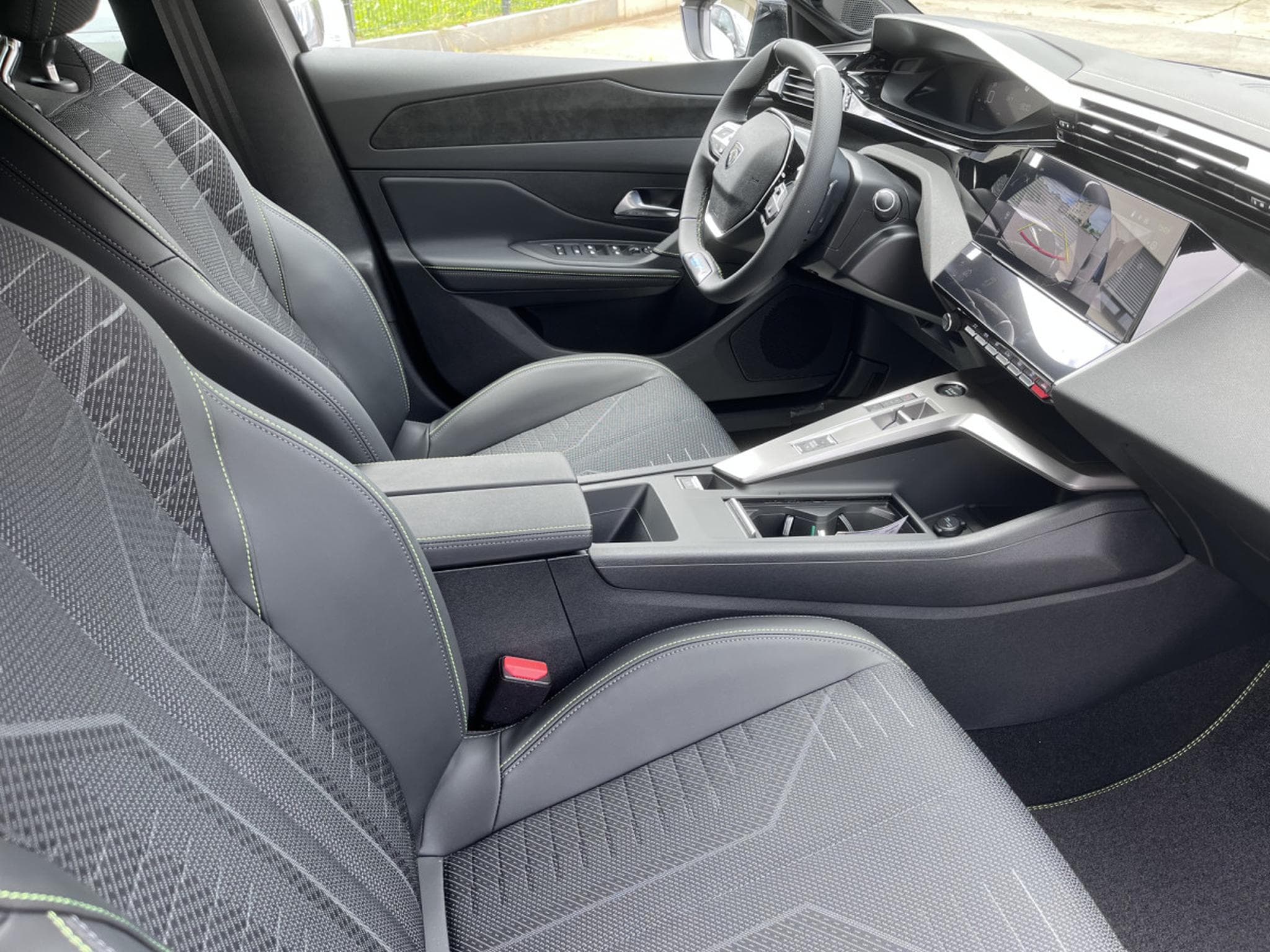 Peugeot 308 1.5 BlueHDi S&S 130 Cv EAT8 - GT - Camera 360 - ACC (2026) - Photo 11