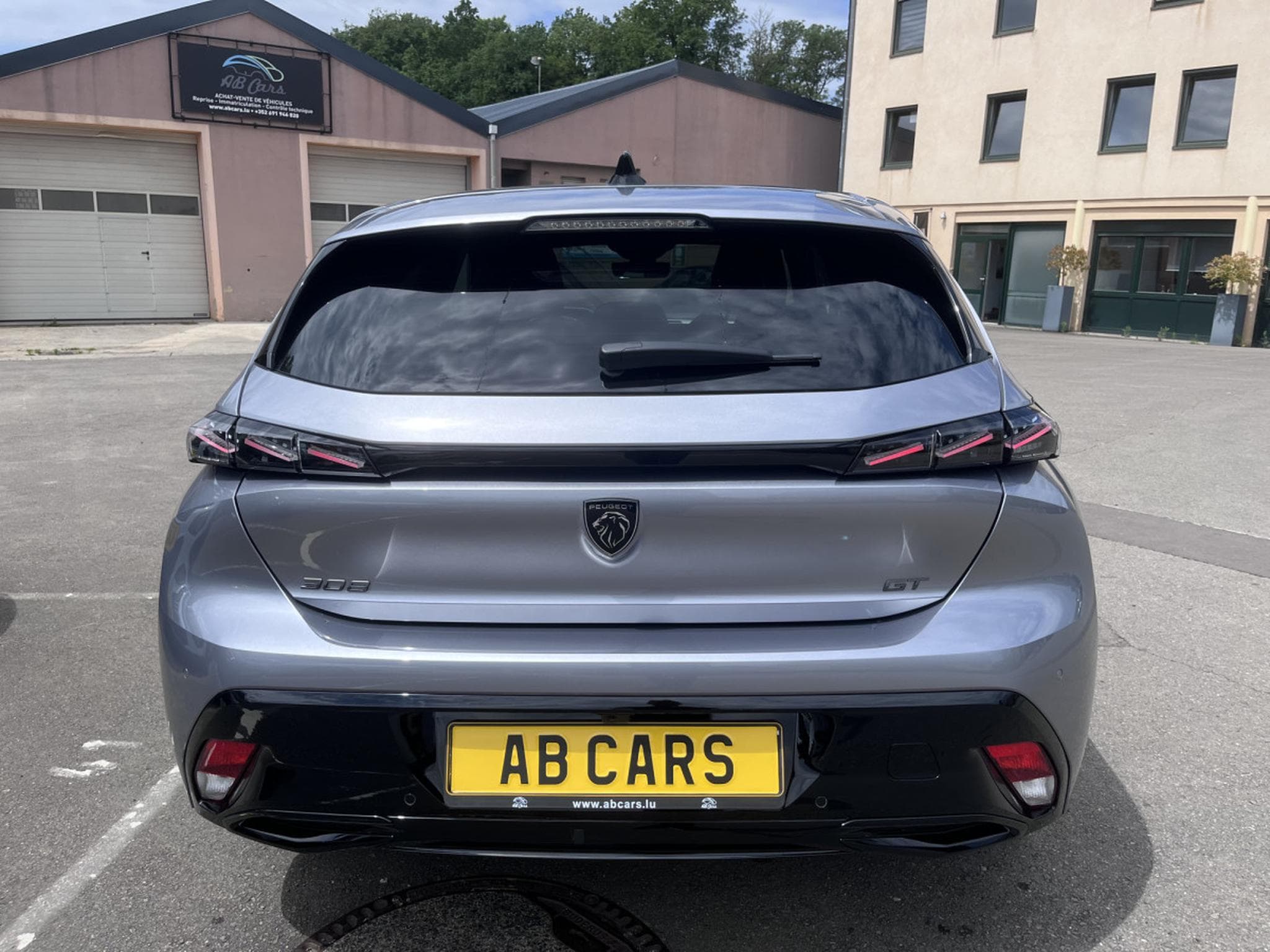 Peugeot 308 1.5 BlueHDi S&S 130 Cv EAT8 - GT - Camera 360 - ACC (2026) - Photo 5