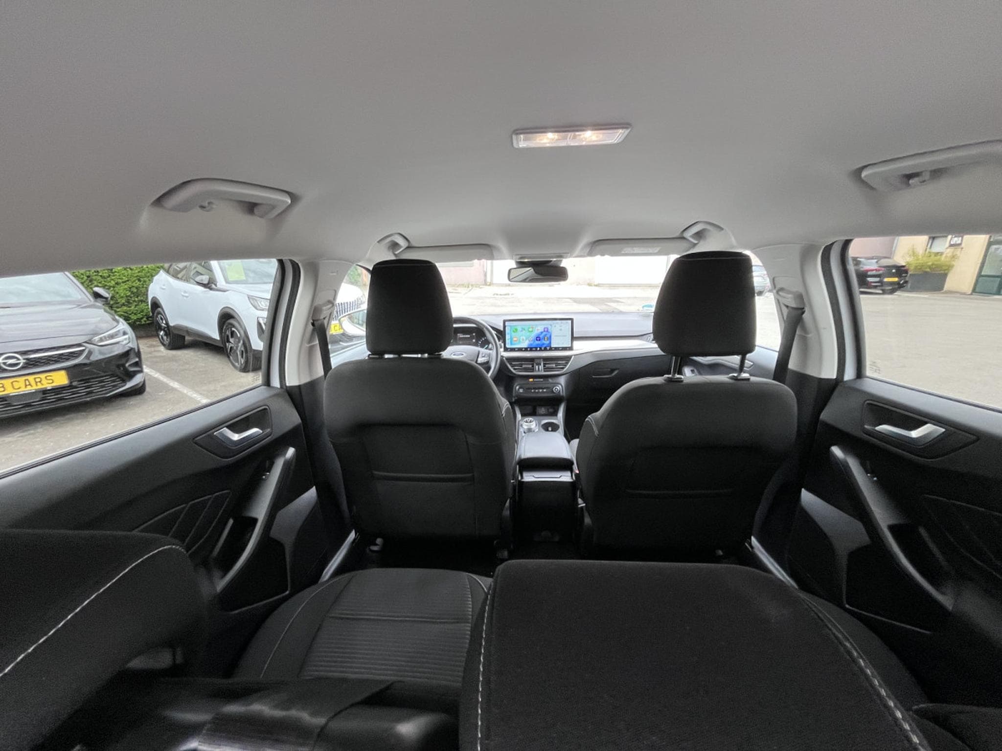 Ford Focus Focus Turnier 1.5 EcoBlue Aut.*LED 2xPDC*DAB*Winterpack (2023) - Photo 22