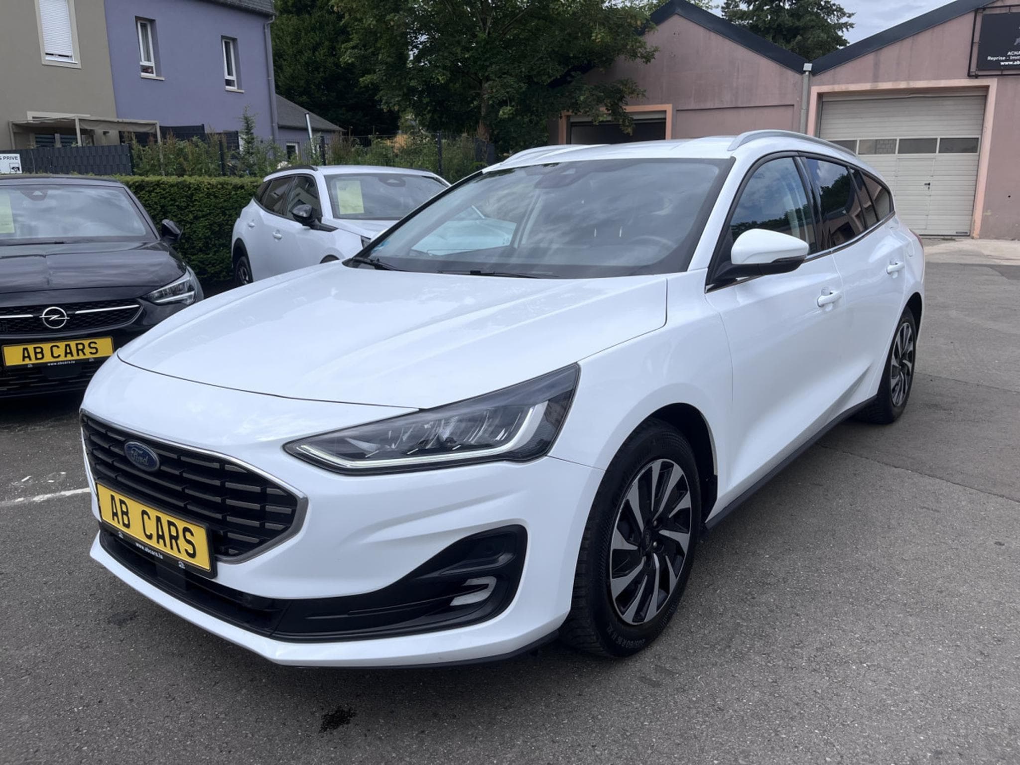 Ford Focus Focus Turnier 1.5 EcoBlue Aut.*LED 2xPDC*DAB*Winterpack (2023) - Photo 23