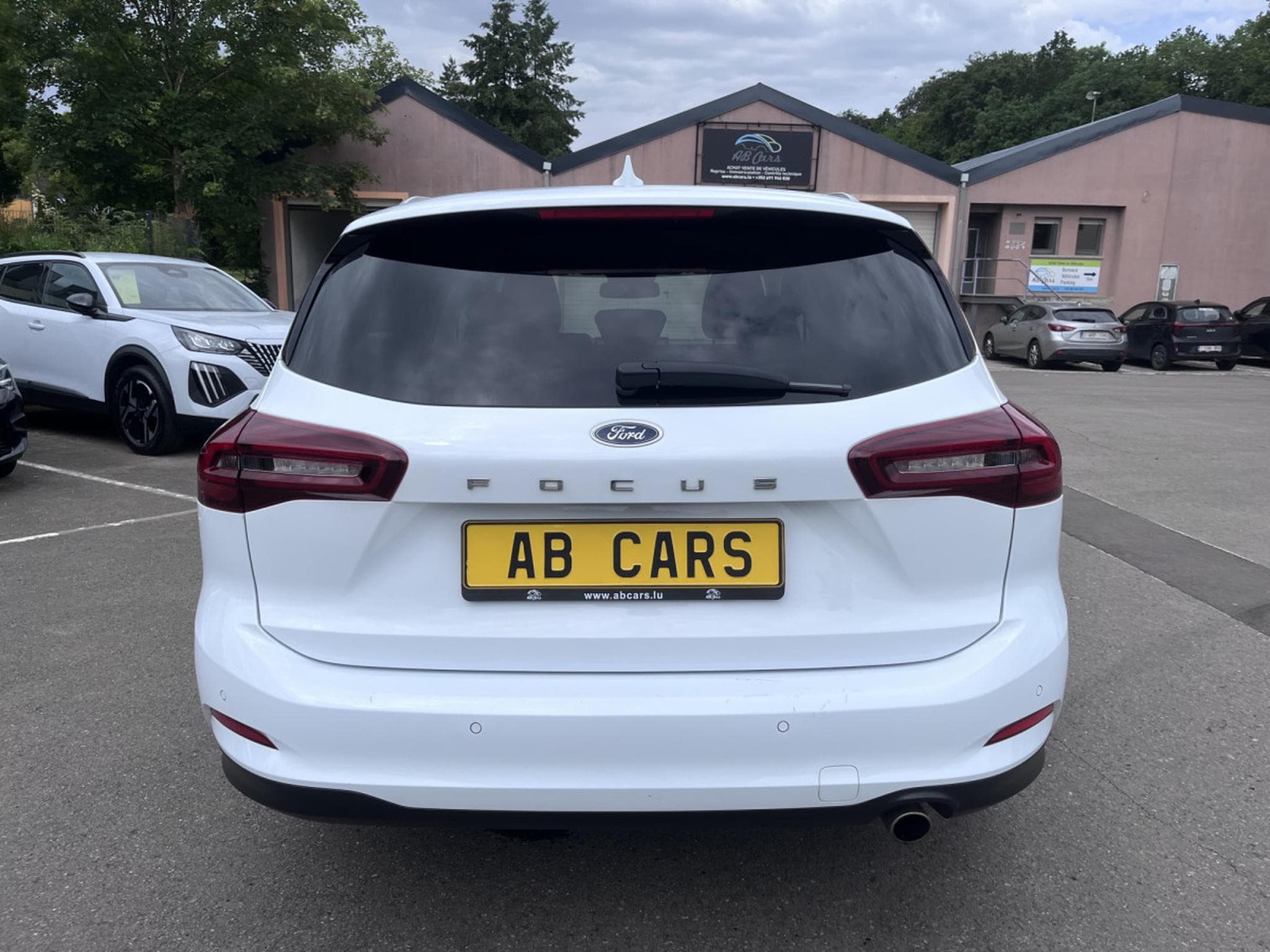 Ford Focus Focus Turnier 1.5 EcoBlue Aut.*LED 2xPDC*DAB*Winterpack (2023) - Photo 5
