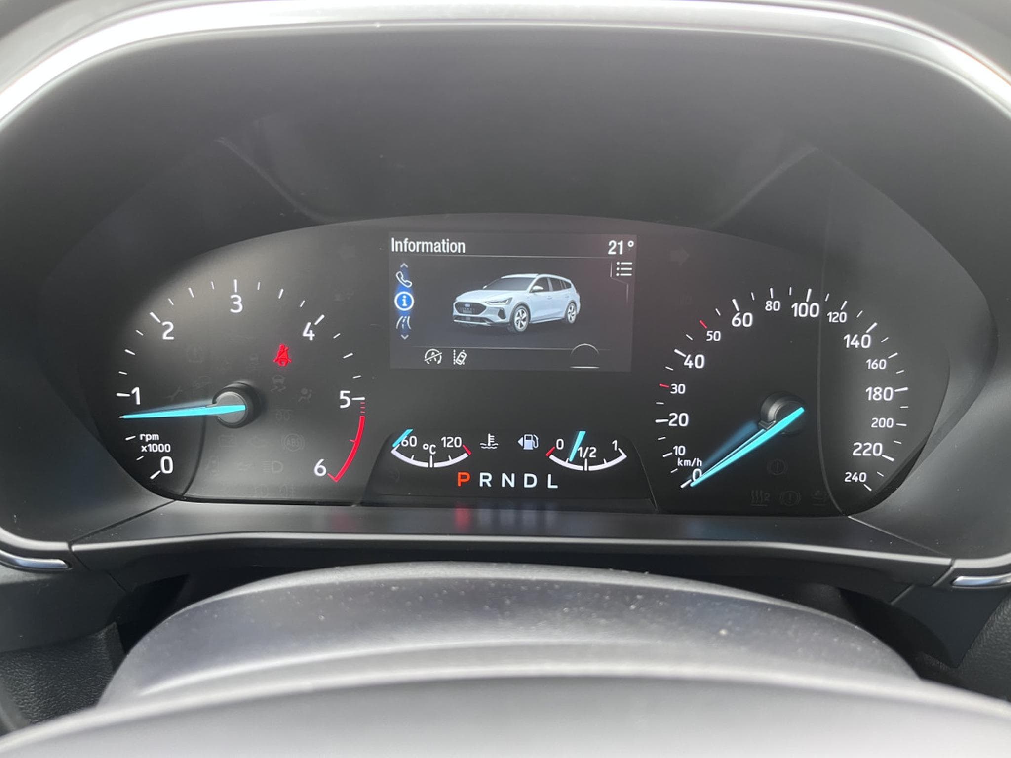 Ford Focus Focus Turnier ACTIVE 1.5 EcoBlue Aut.*LED 2xPDC*DAB*Winterpa (2023) - Photo 11