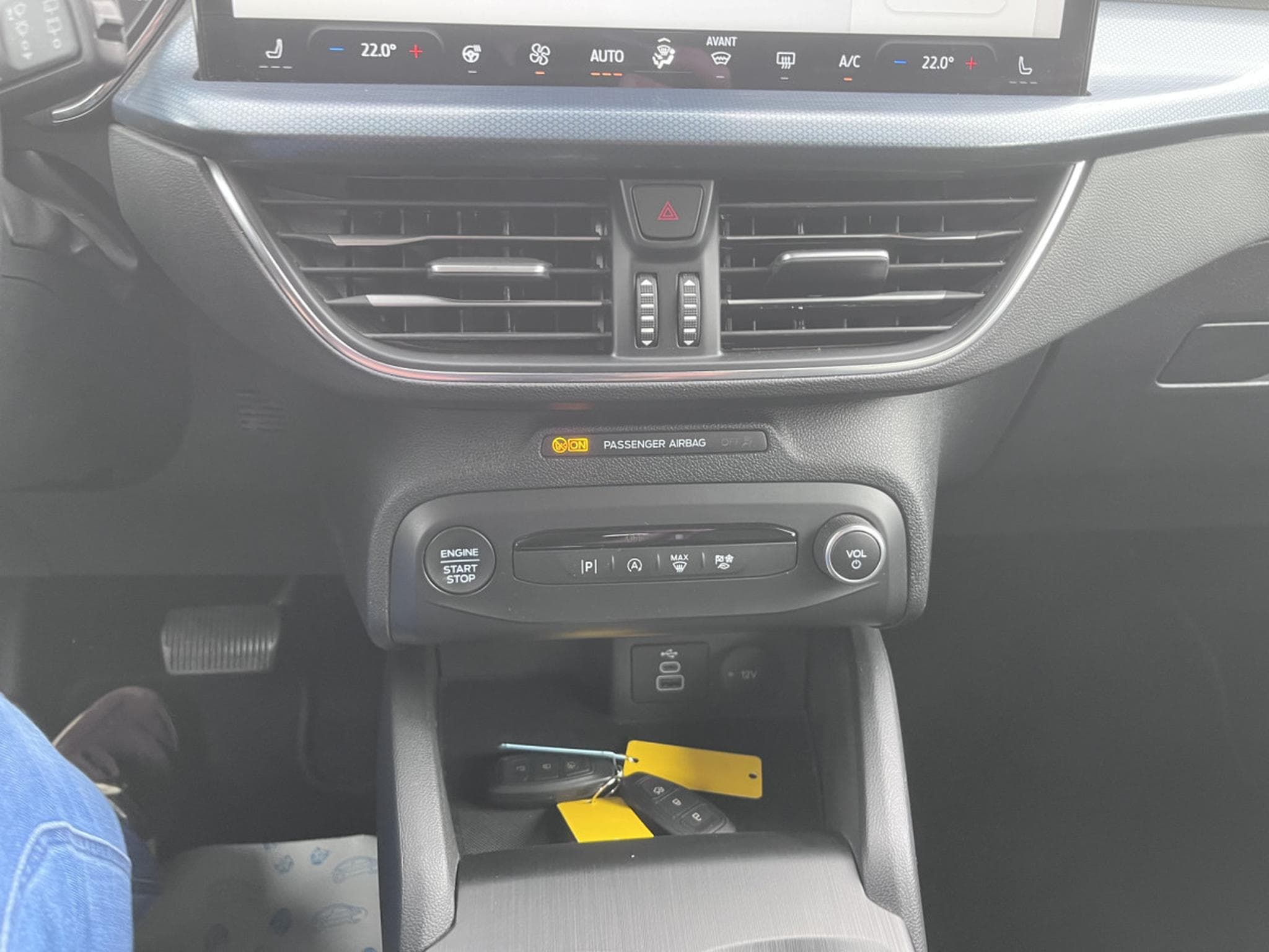 Ford Focus Focus Turnier ACTIVE 1.5 EcoBlue Aut.*LED 2xPDC*DAB*Winterpa (2023) - Photo 13
