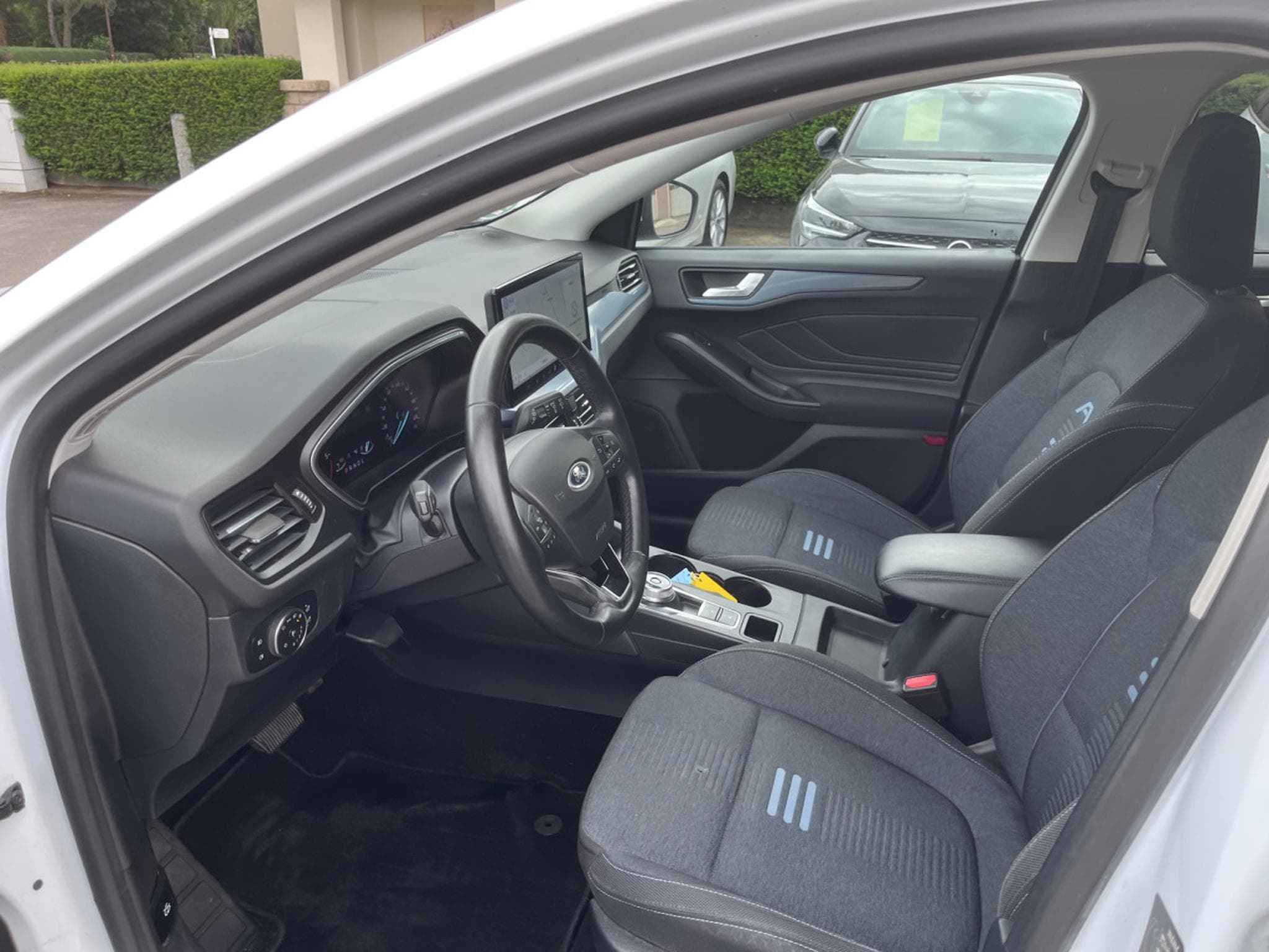 Ford Focus Focus Turnier ACTIVE 1.5 EcoBlue Aut.*LED 2xPDC*DAB*Winterpa (2023) - Photo 8