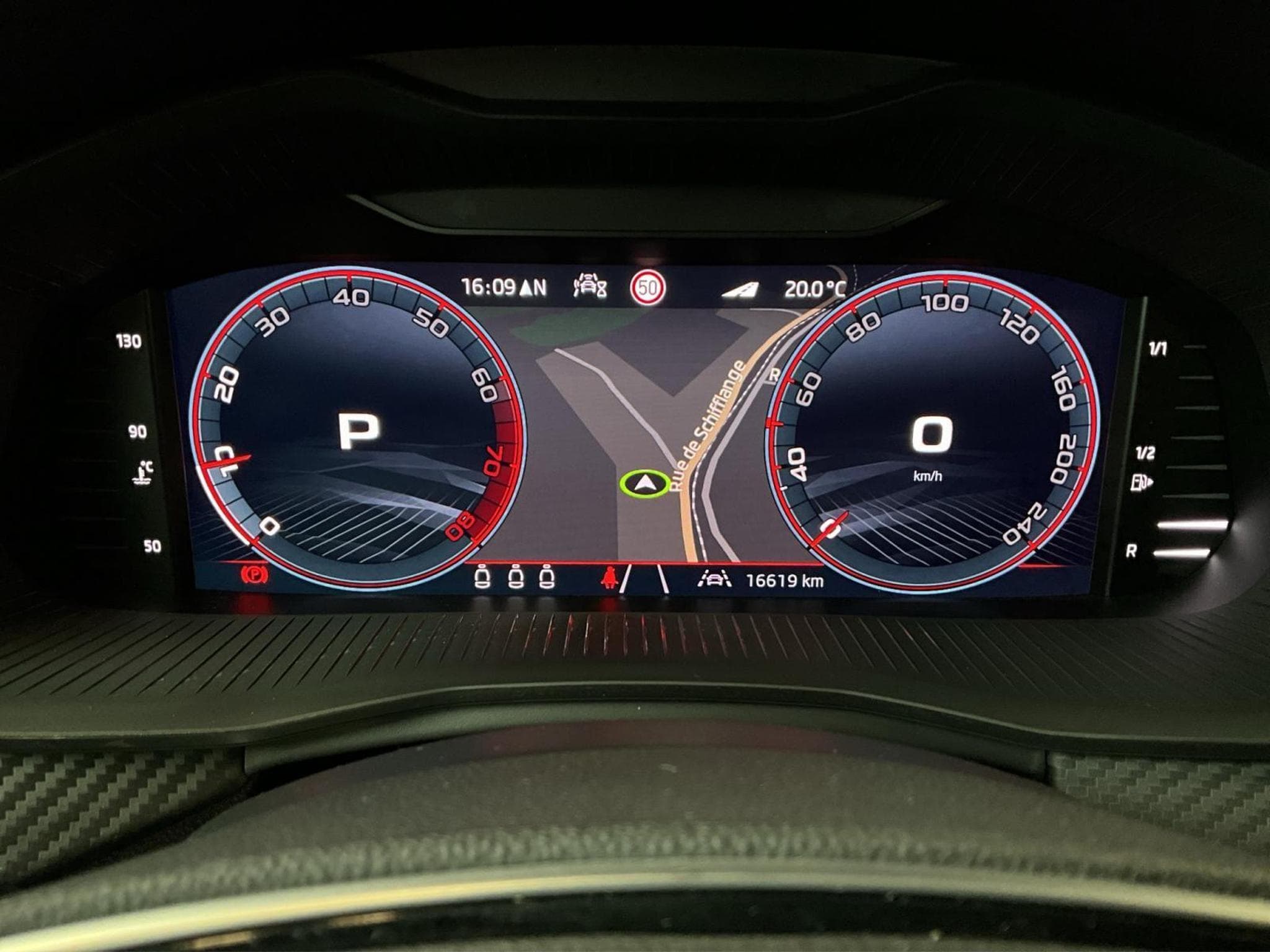 Skoda Kamiq Monte-Carlo+DSG+LED+P.Assisted+P.Park&Go (2025) - Foto 11
