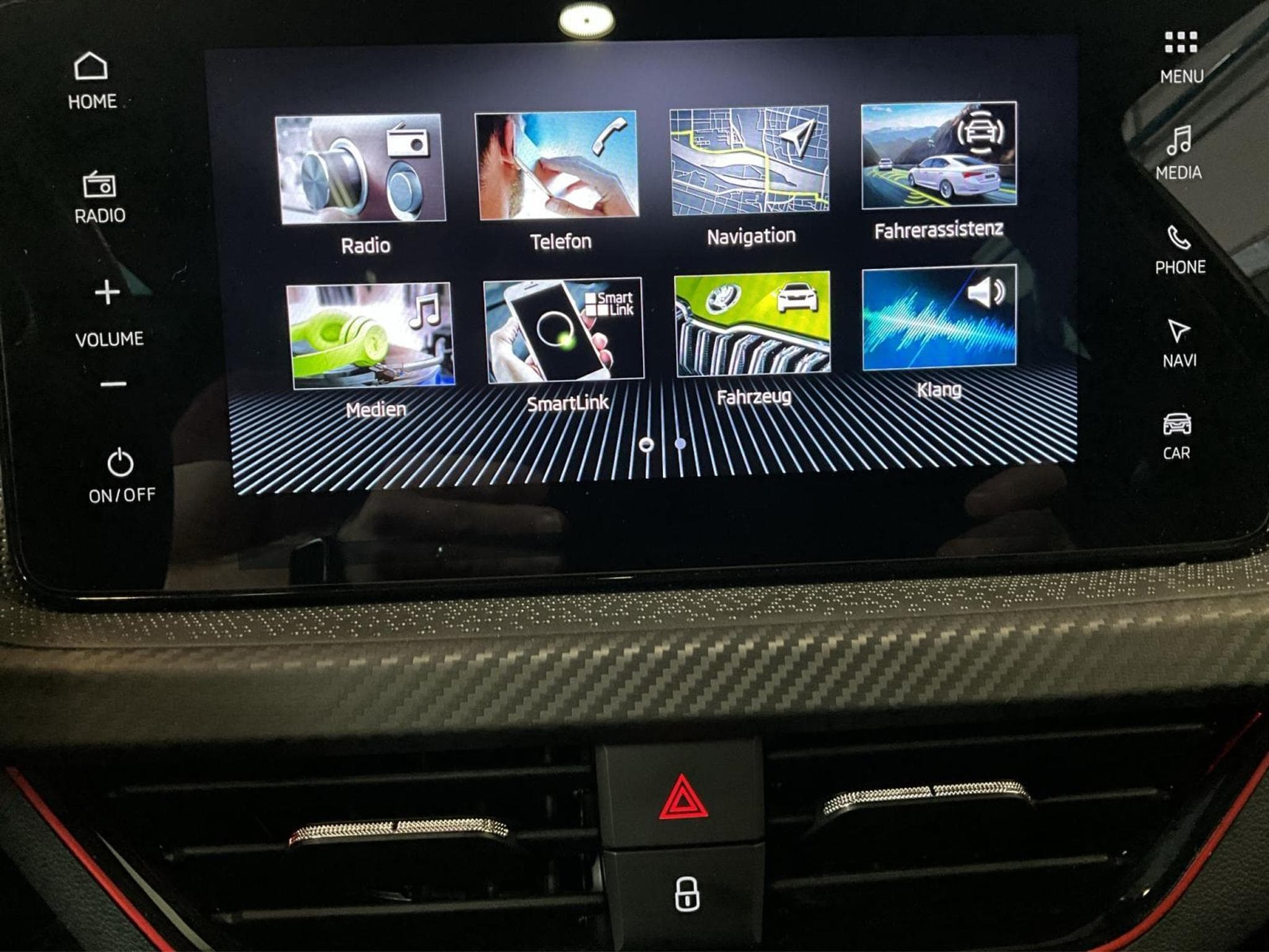 Skoda Kamiq Monte-Carlo+DSG+LED+P.Assisted+P.Park&Go (2025) - Foto 13