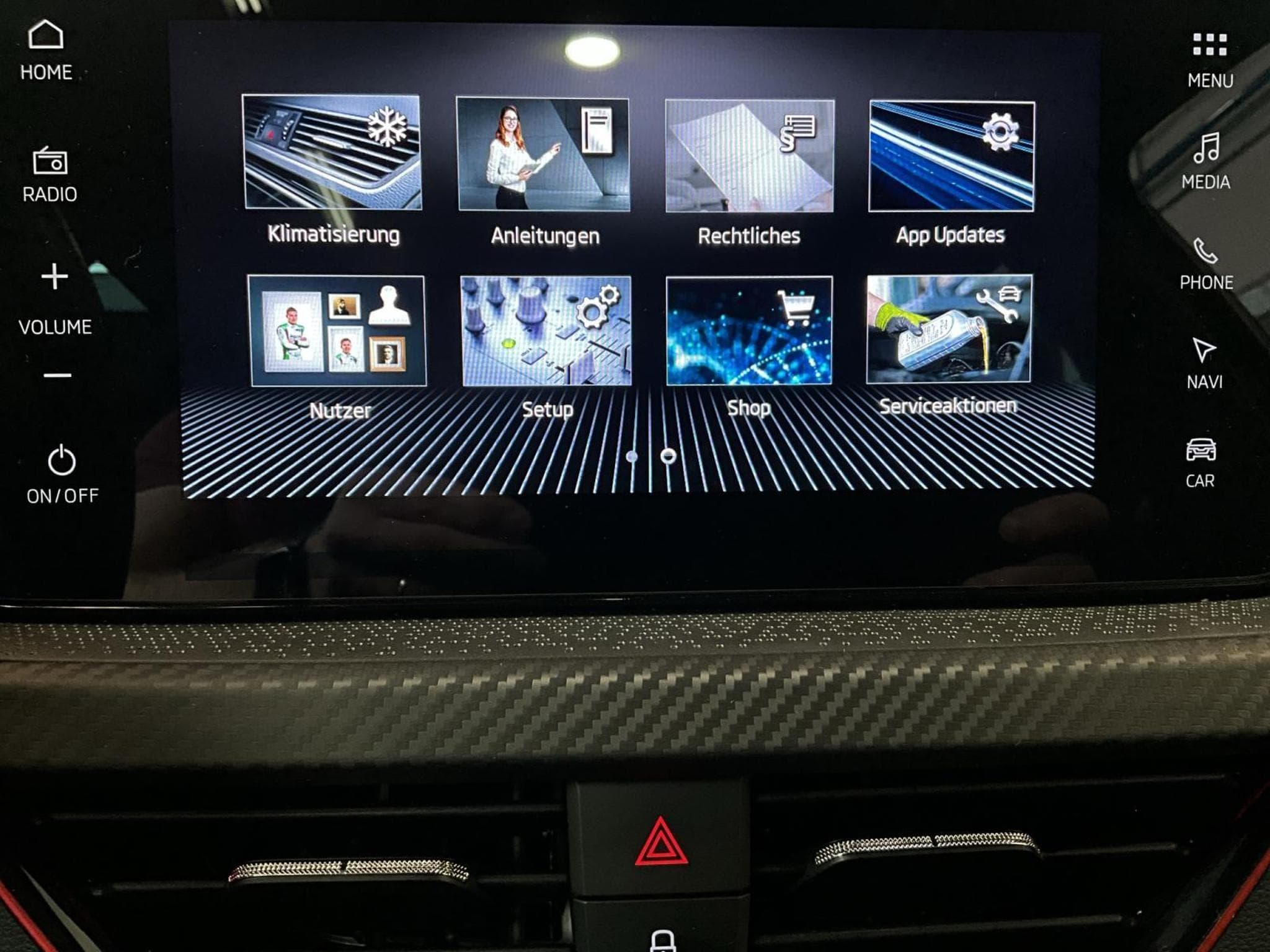 Skoda Kamiq Monte-Carlo+DSG+LED+P.Assisted+P.Park&Go (2025) - Foto 19