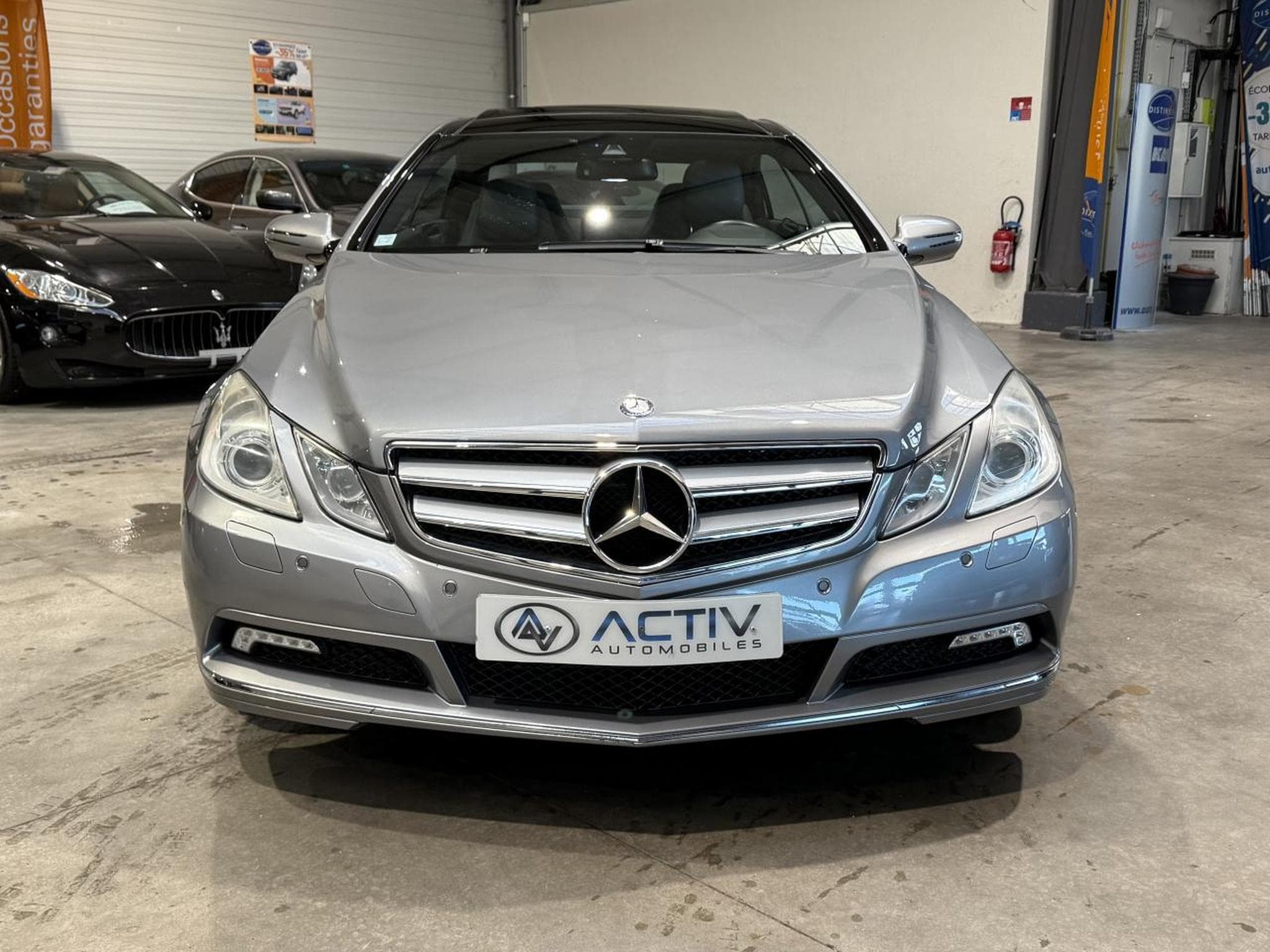 Mercedes CLASSE E COUPE 350 avantgarde executive 7gtro (2009) - Photo 2