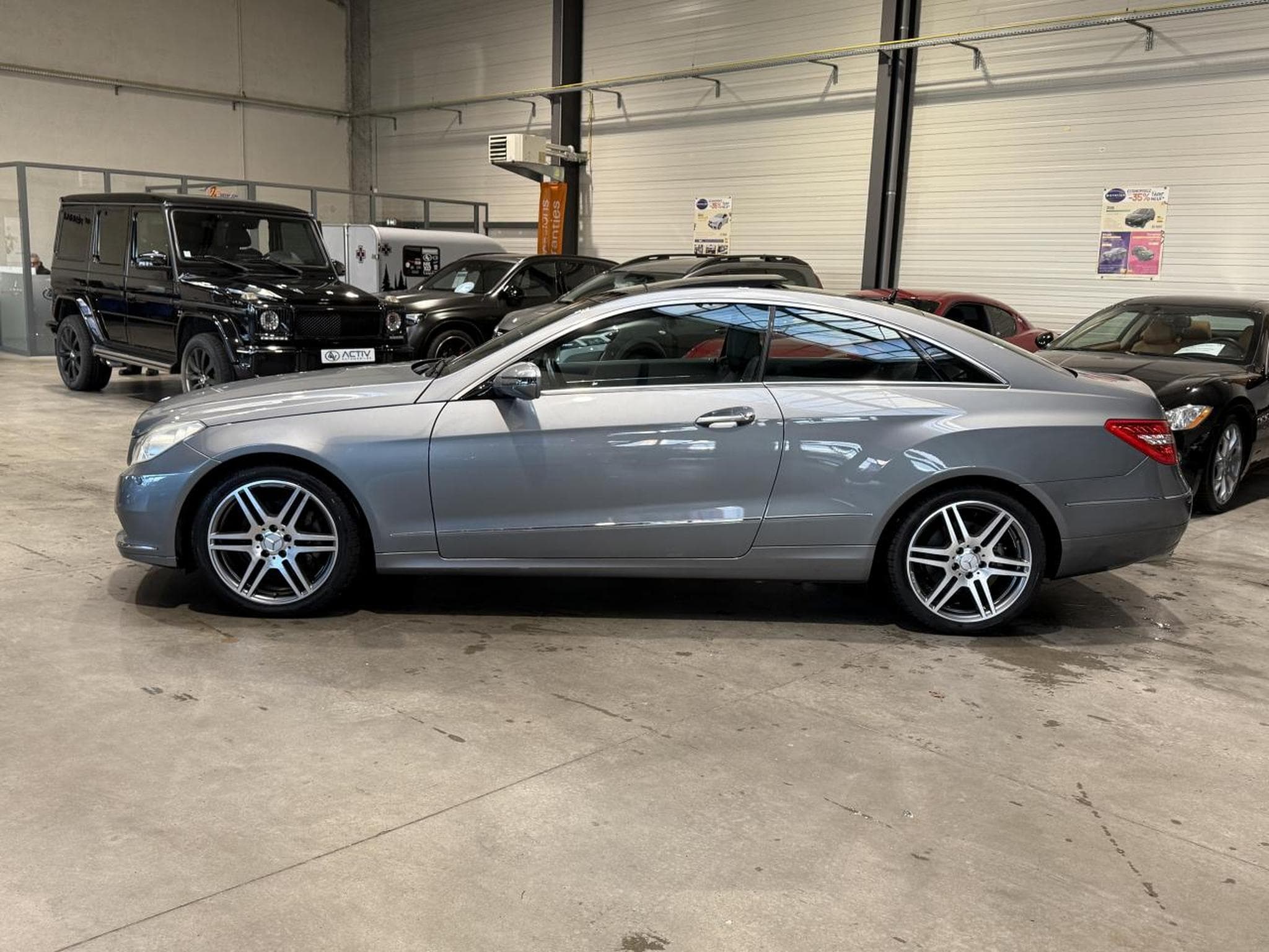Mercedes CLASSE E COUPE 350 avantgarde executive 7gtro (2009) - Photo 8