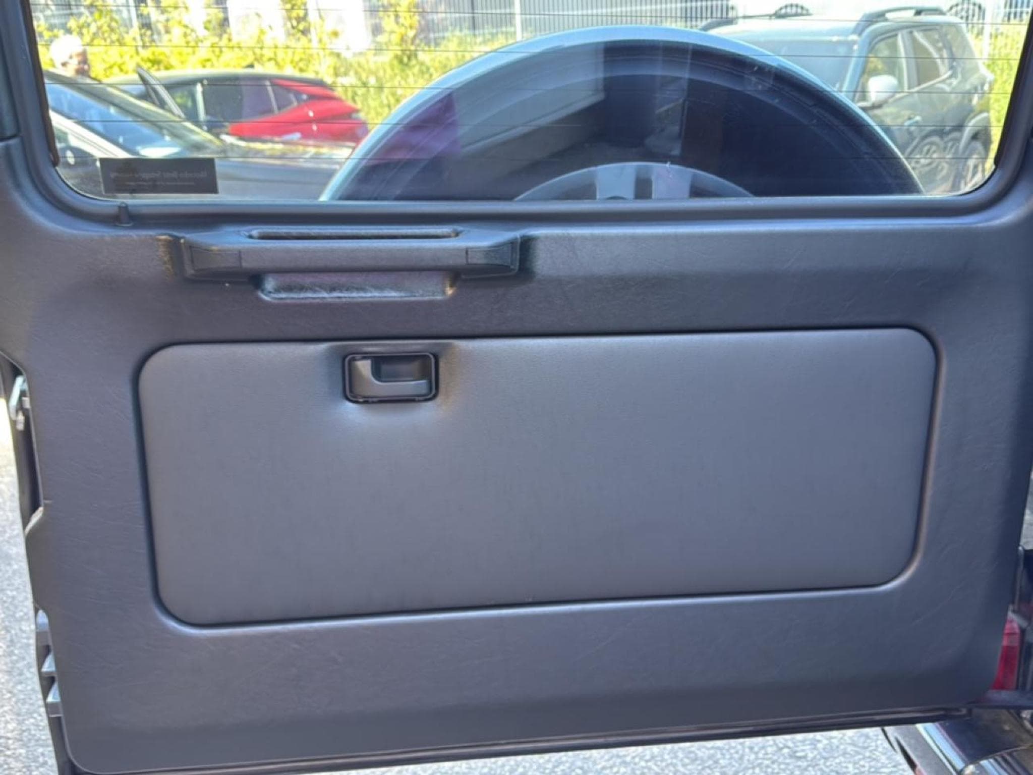Mercedes CLASSE G 5.5 500 387 (2010) - Photo 19
