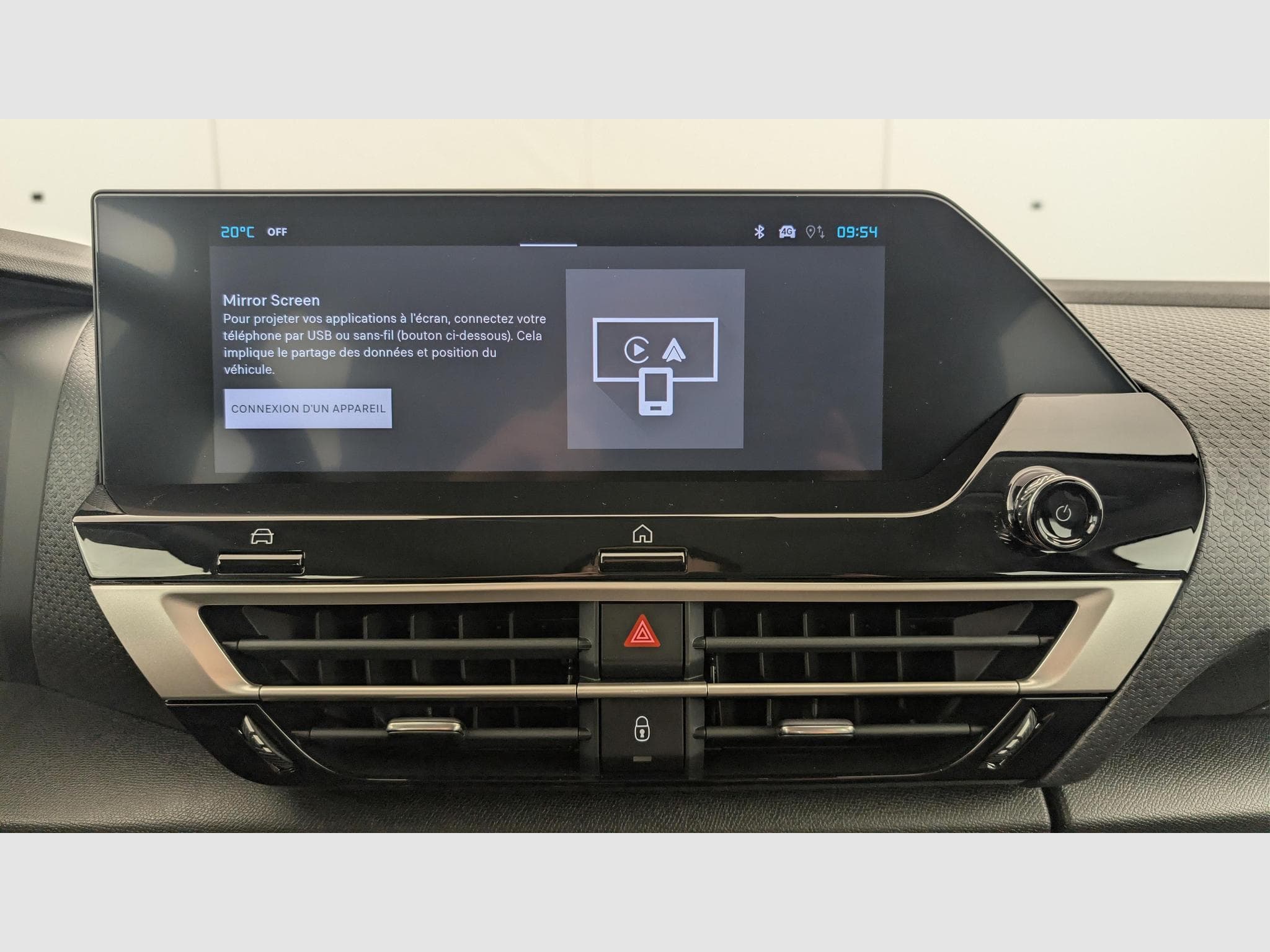 CitroëN C4 Hybride 145 ch e-DCS6 Business (2025) - Photo 18