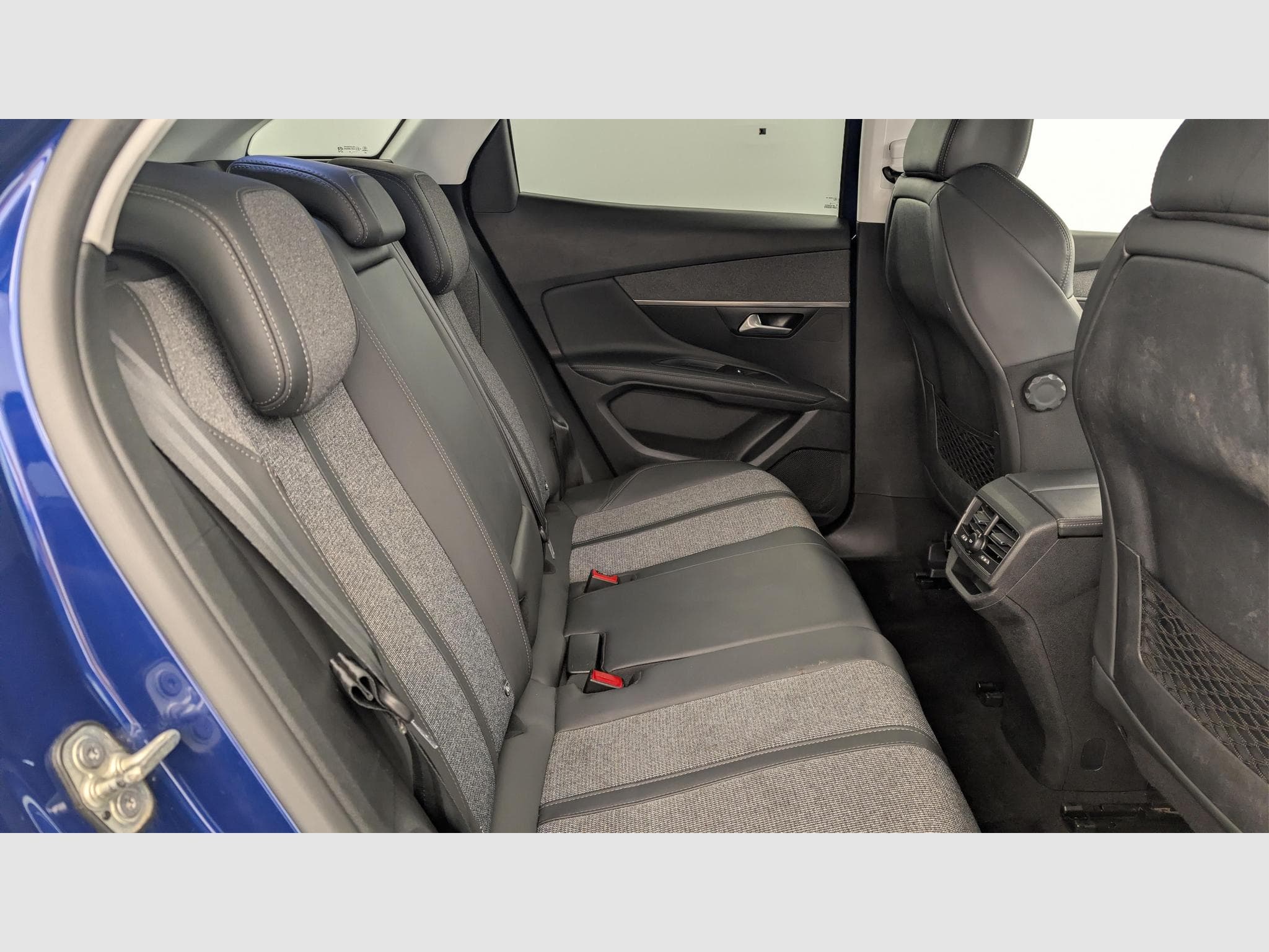 Peugeot 3008 Puretech 130ch S&S EAT8 Allure (2020) - Photo 10