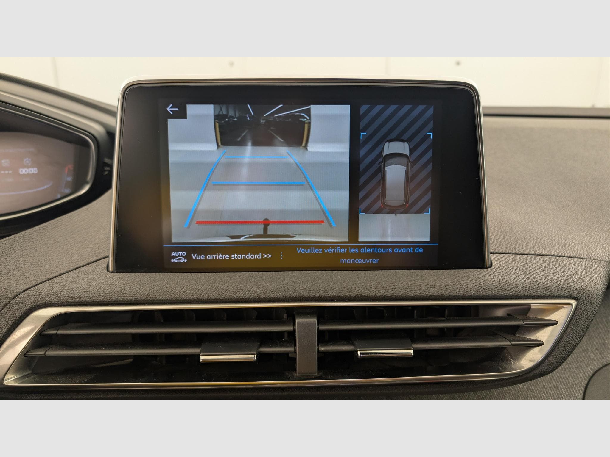 Peugeot 3008 Puretech 130ch S&S EAT8 Allure (2020) - Photo 18