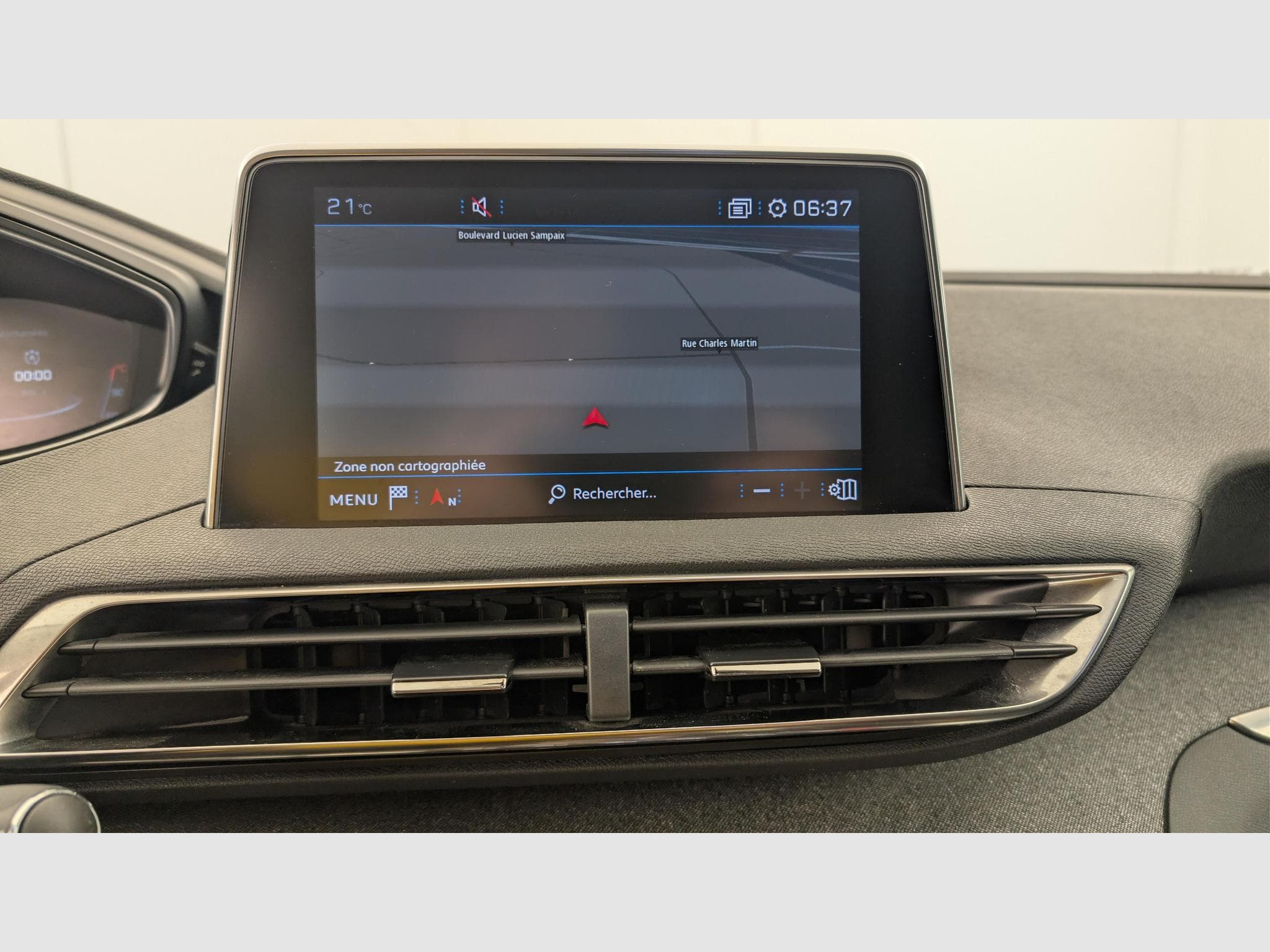 Peugeot 3008 Puretech 130ch S&S EAT8 Allure (2020) - Photo 19