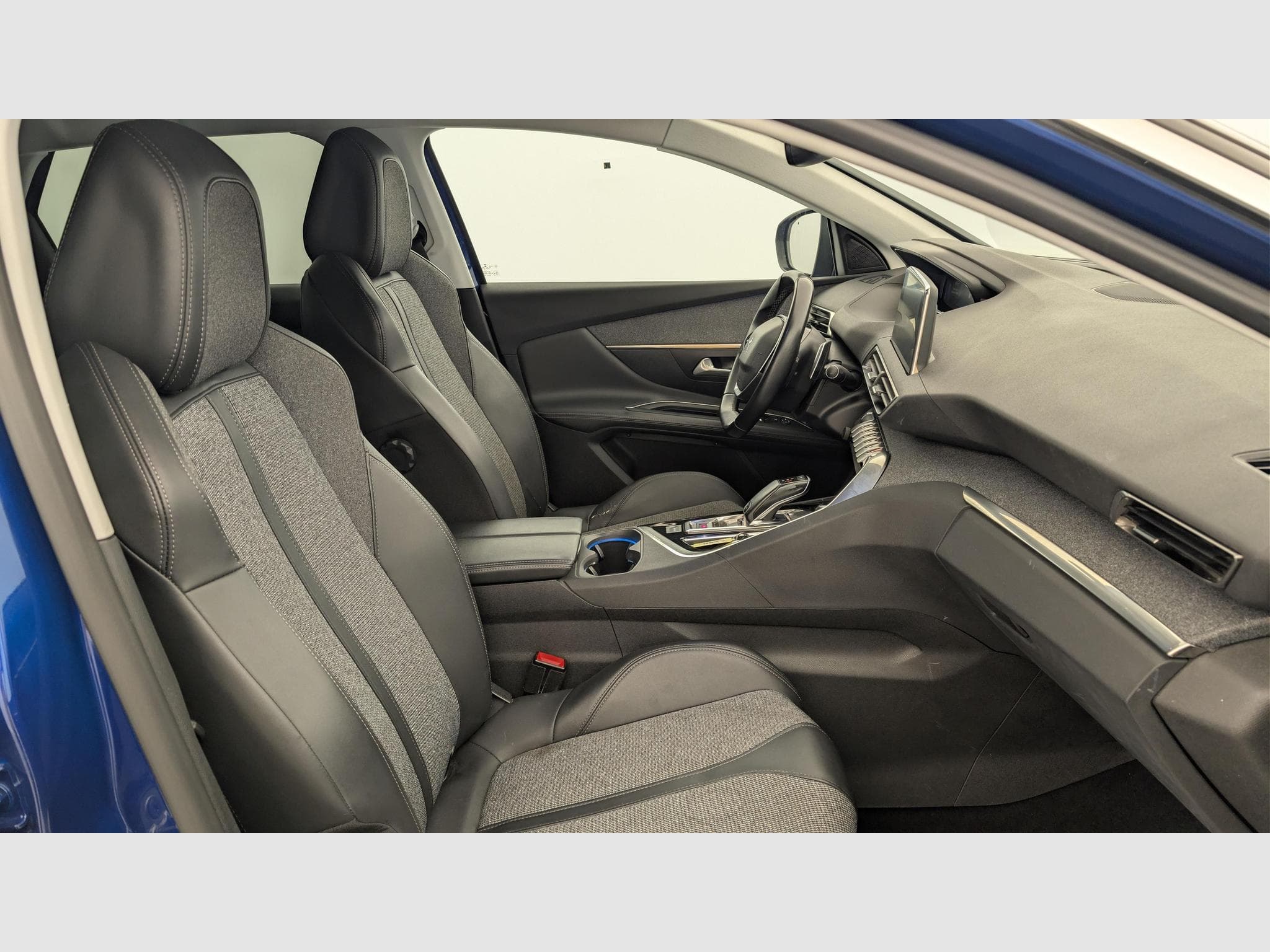 Peugeot 3008 Puretech 130ch S&S EAT8 Allure (2020) - Photo 9