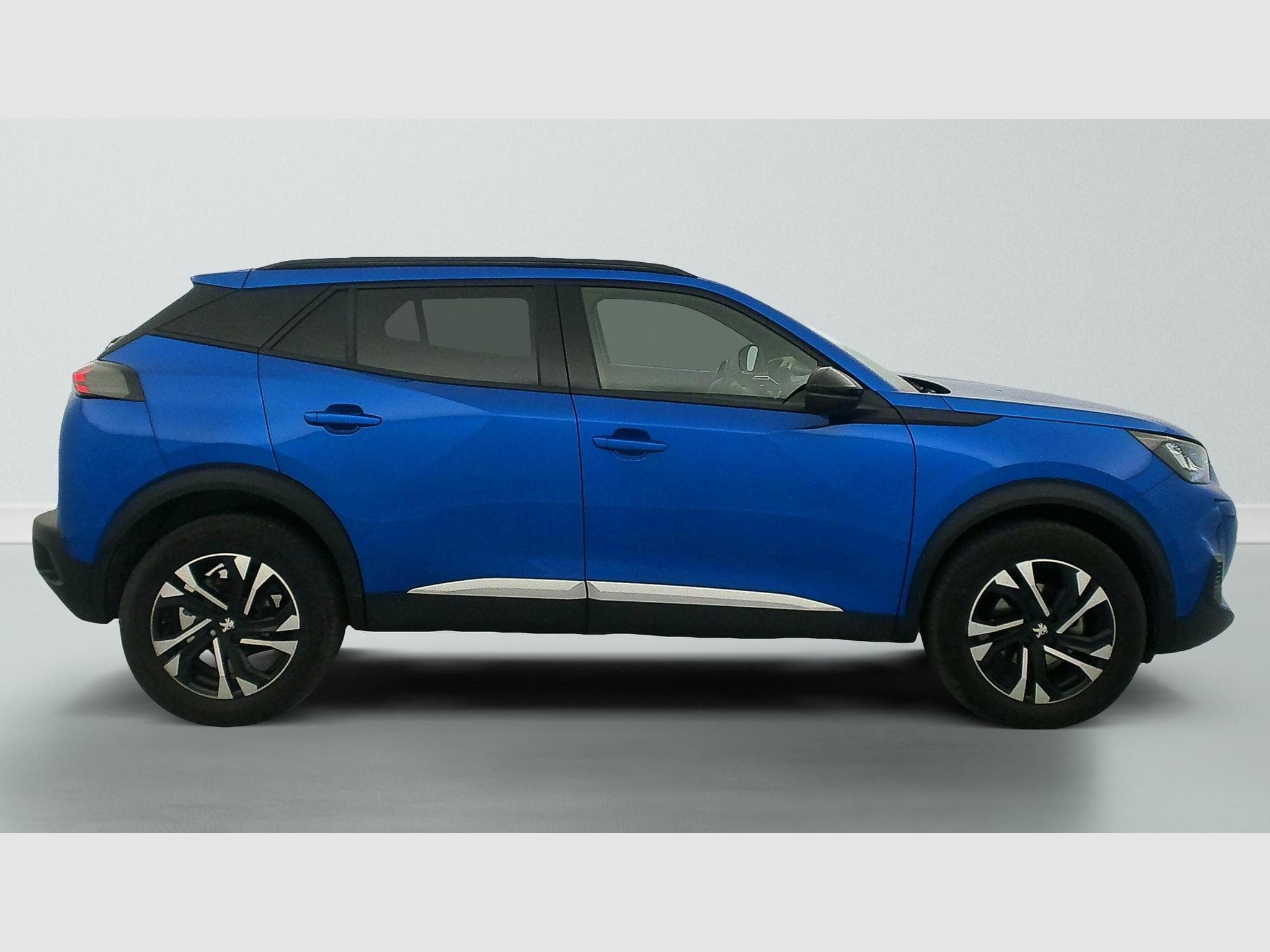 Peugeot 2008 PureTech 130 S&S BVM6 Allure Pack (2023) - Photo 8
